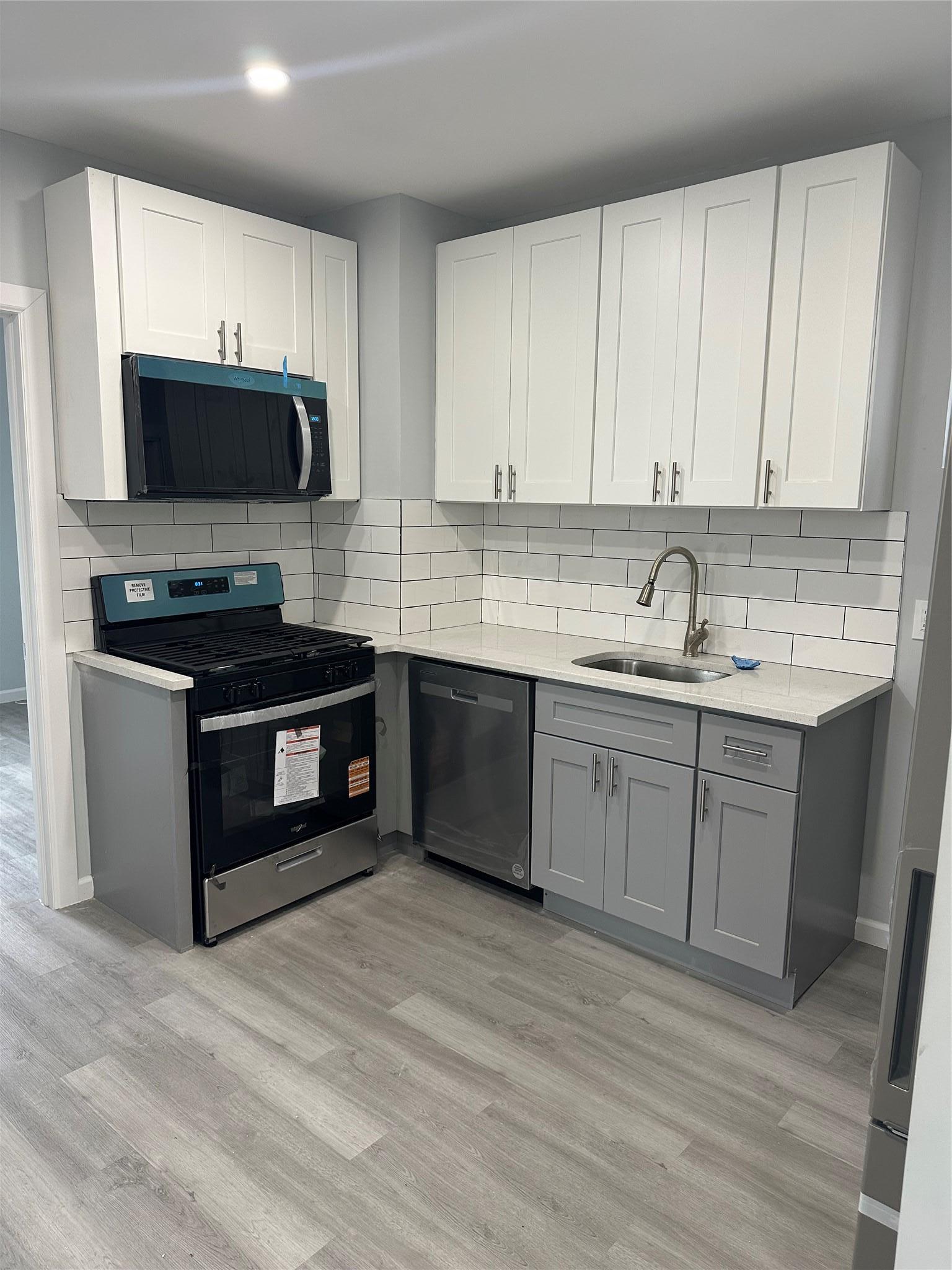 Single Family Research  Bronx, NY 10465, MLS-882087-11