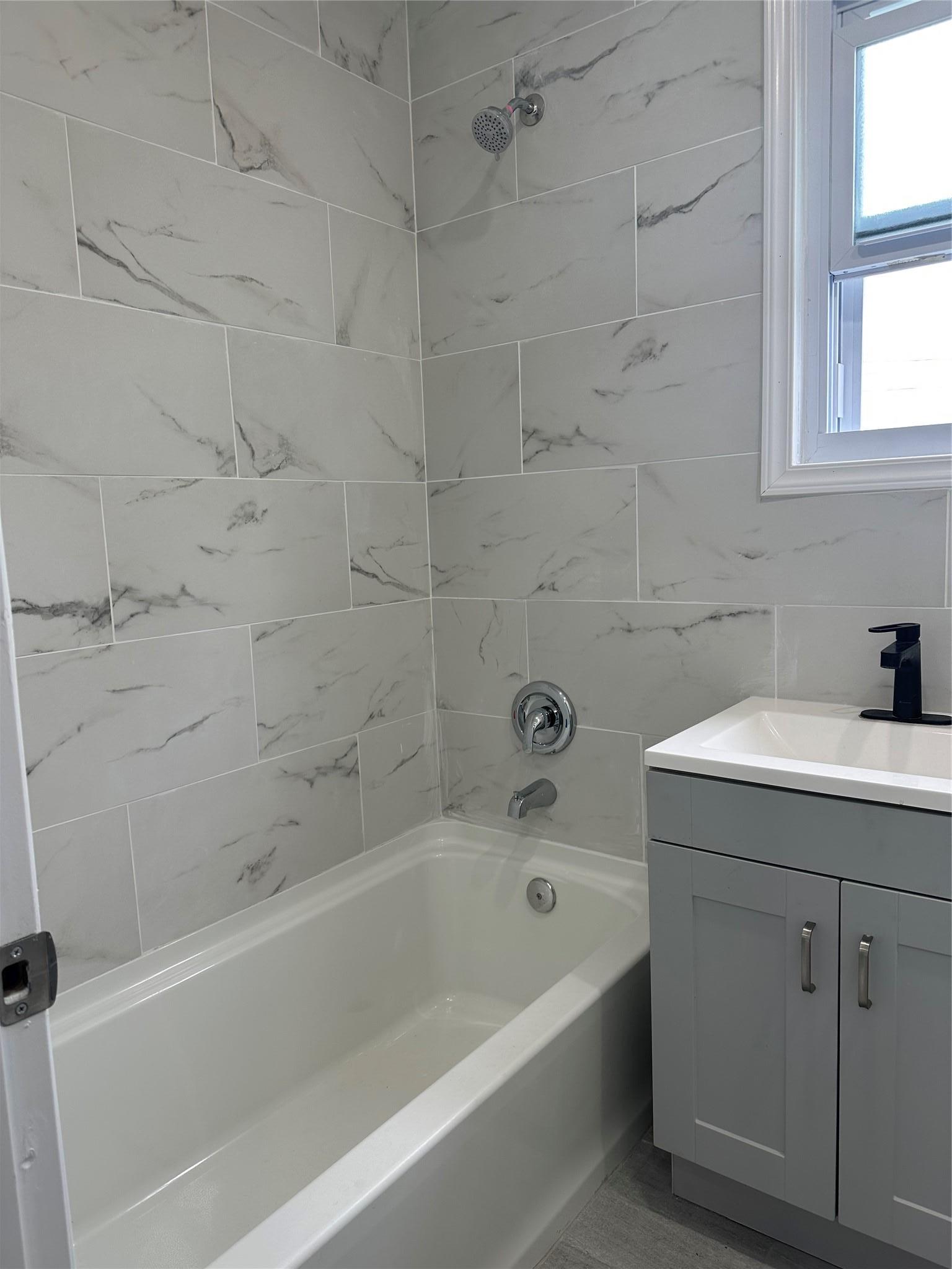 Single Family Research  Bronx, NY 10465, MLS-882087-14