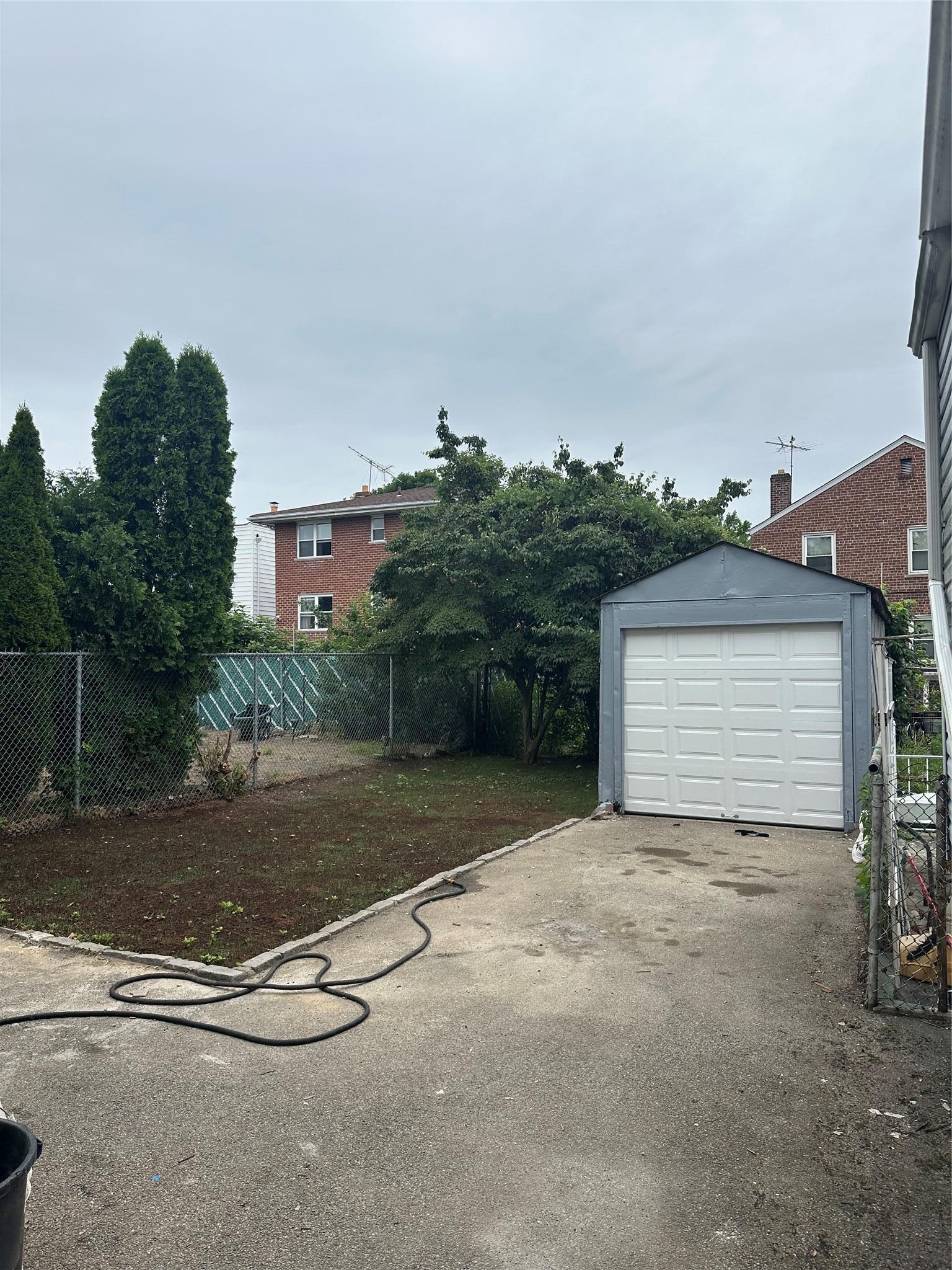 Single Family Research  Bronx, NY 10465, MLS-882087-2
