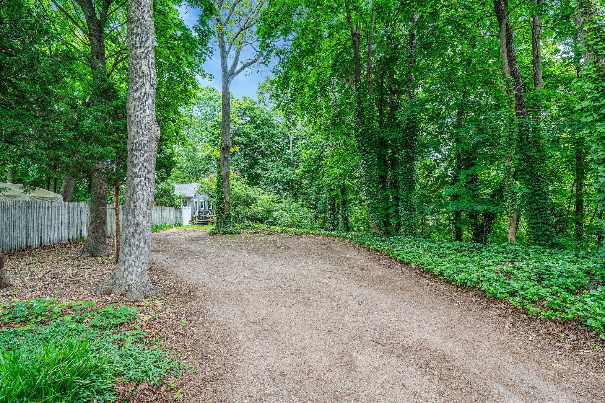 Single Family 1st  Suffolk County, NY 11767, MLS-882089-3