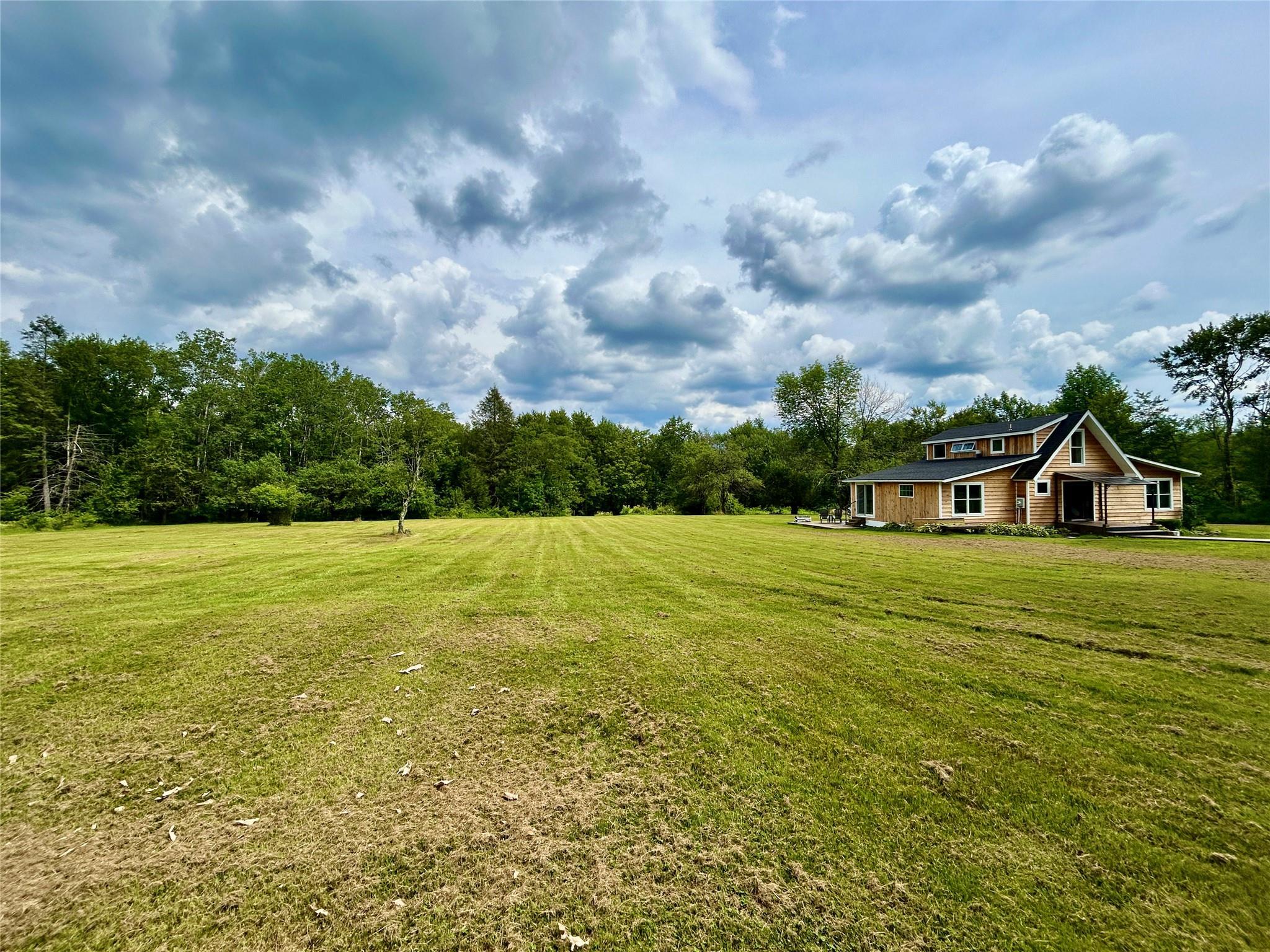Single Family Salem Ridge  Sullivan County, NY 12768, MLS-882095-11