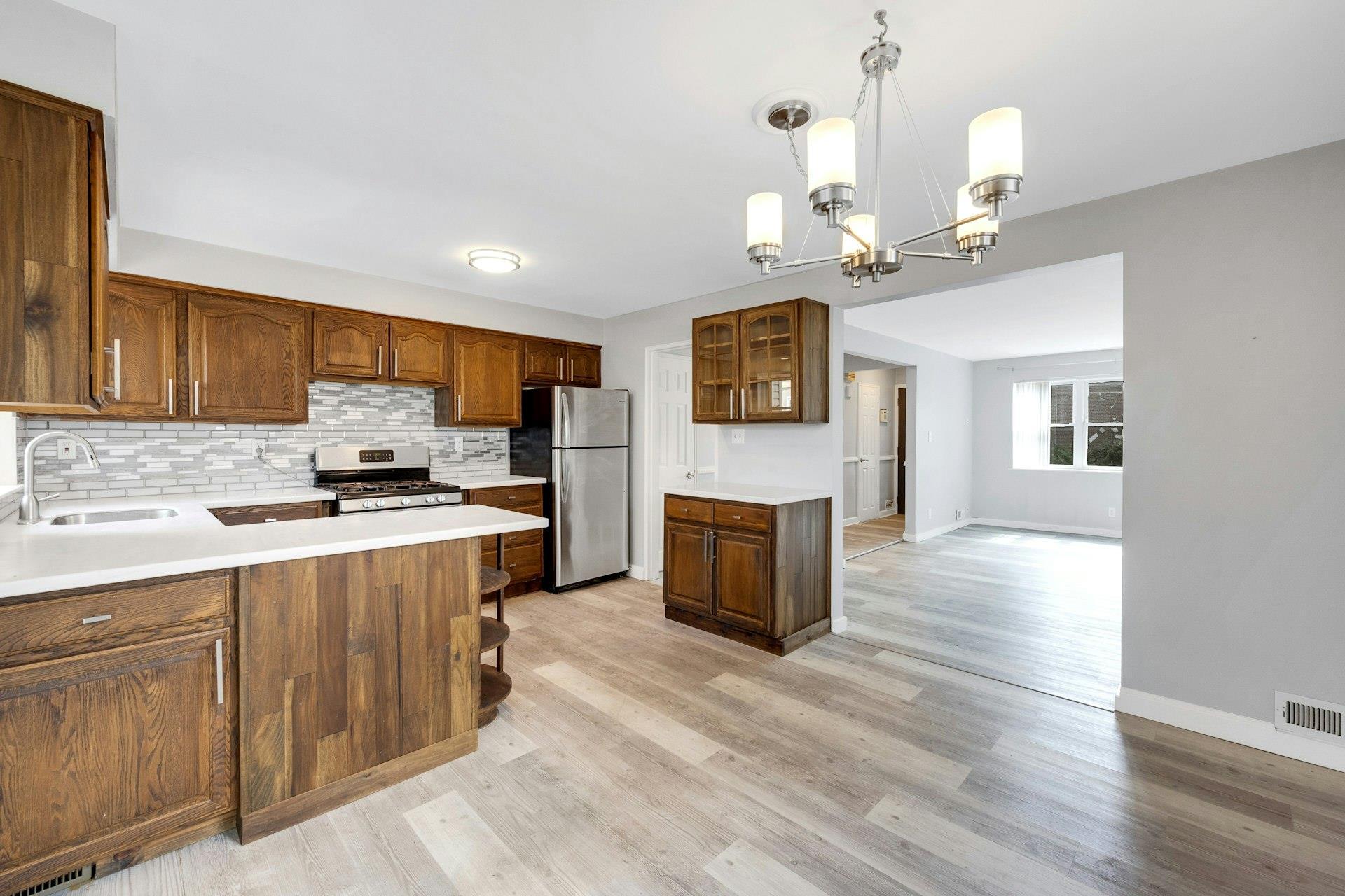 Single Family Vincent  Bronx, NY 10465, MLS-882111-13