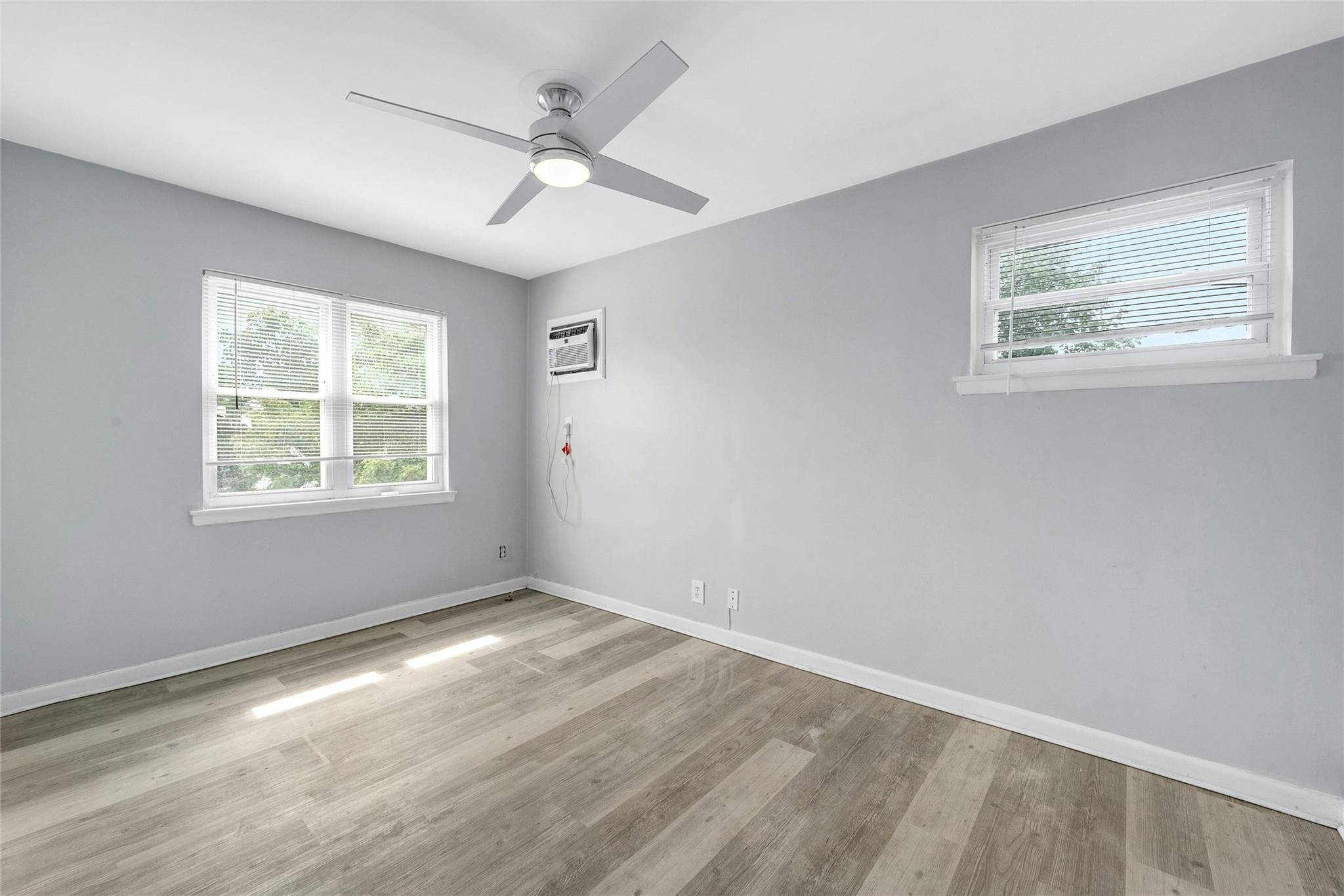Single Family Vincent  Bronx, NY 10465, MLS-882111-29