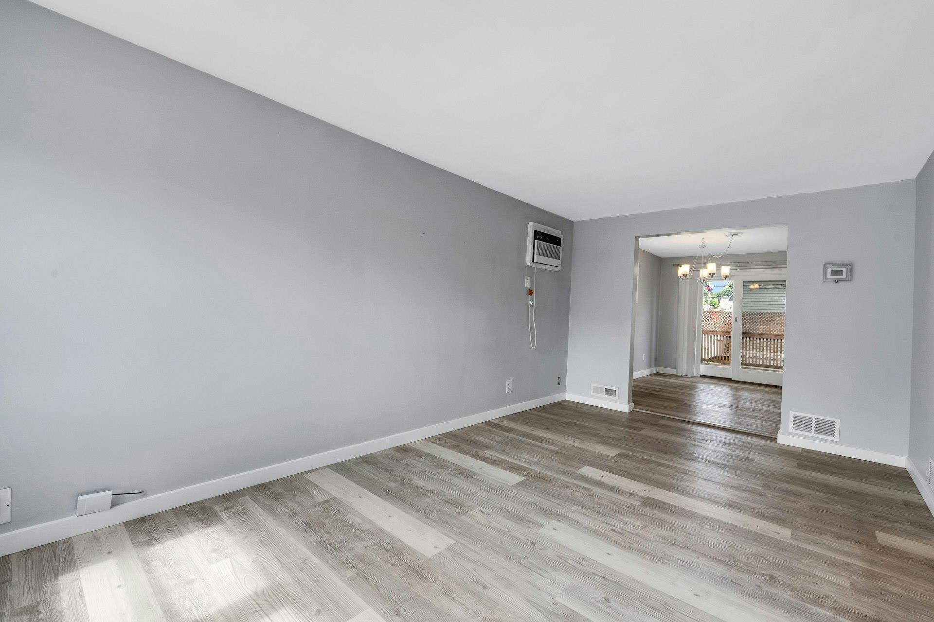 Single Family Vincent  Bronx, NY 10465, MLS-882111-6