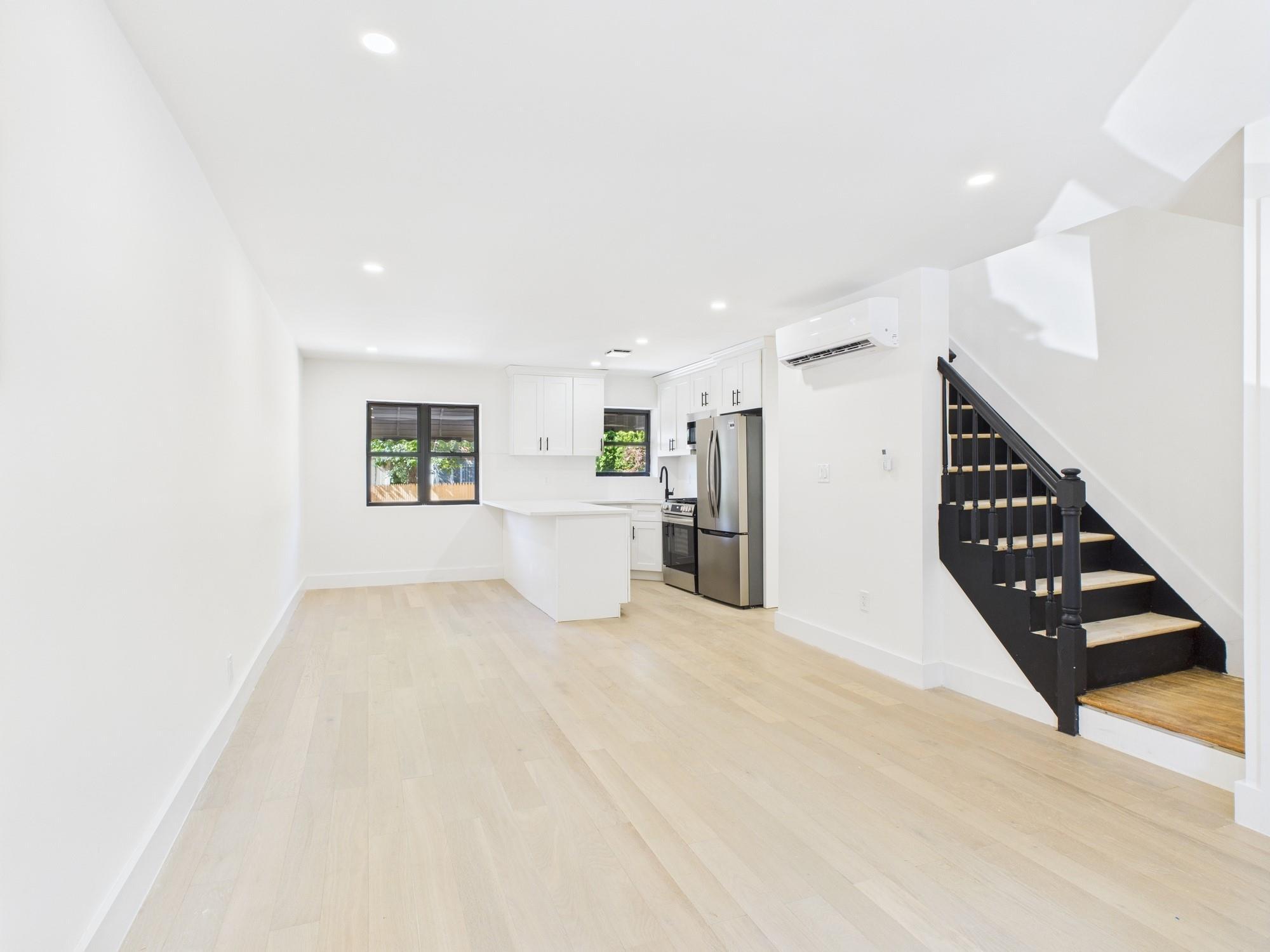 Single Family 223rd  Bronx, NY 10466, MLS-882116-2
