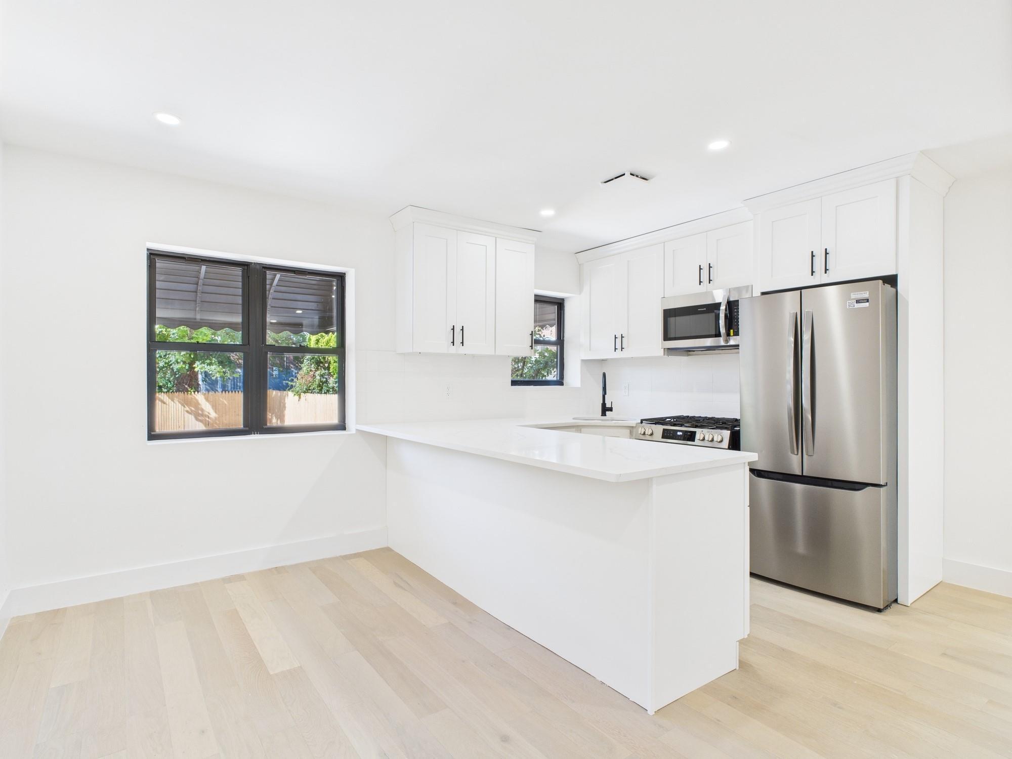 Single Family 223rd  Bronx, NY 10466, MLS-882116-5