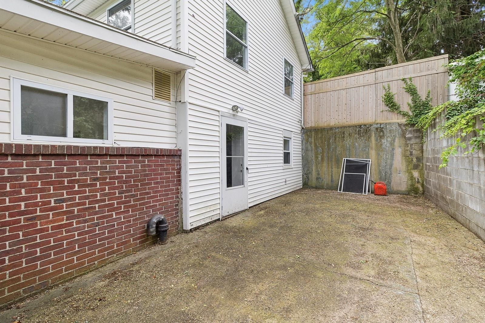 Single Family Hewlett  Suffolk County, NY 11789, MLS-882130-11