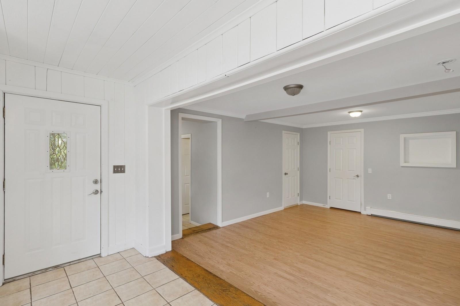 Single Family Hewlett  Suffolk County, NY 11789, MLS-882130-14