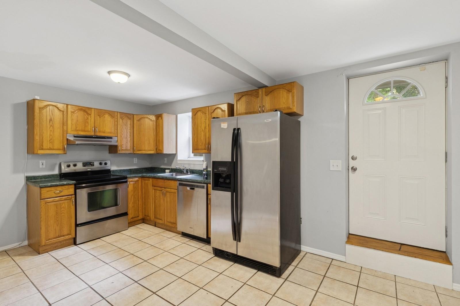 Single Family Hewlett  Suffolk County, NY 11789, MLS-882130-23