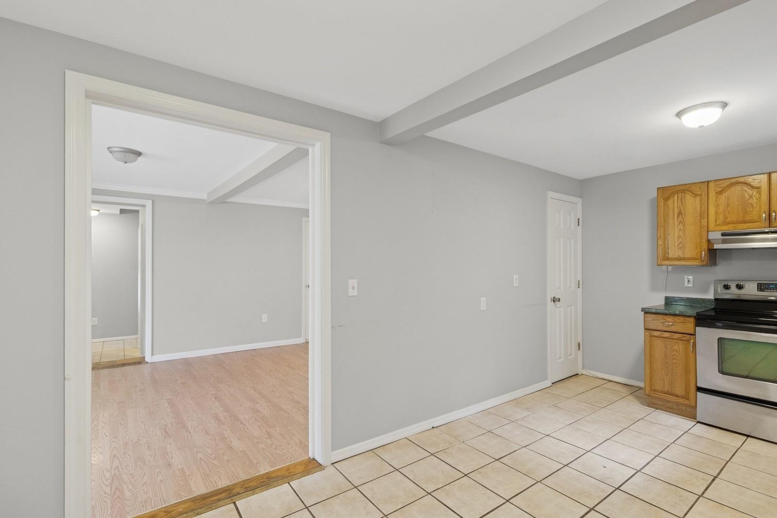 Single Family Hewlett  Suffolk County, NY 11789, MLS-882130-24