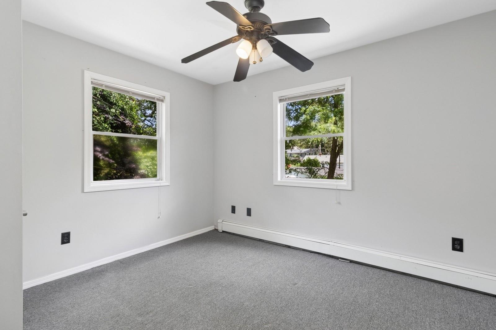 Single Family Hewlett  Suffolk County, NY 11789, MLS-882130-32