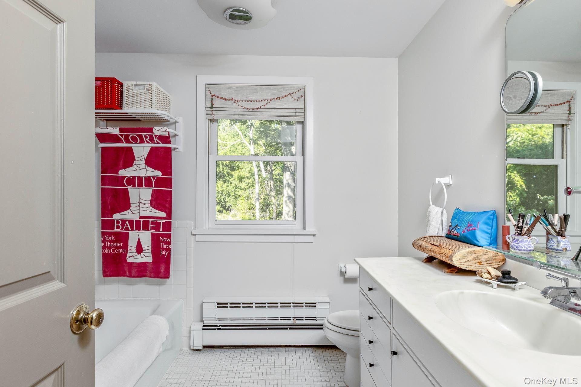 Single Family Shore Suffolk County, NY 11733, MLS-882132-21