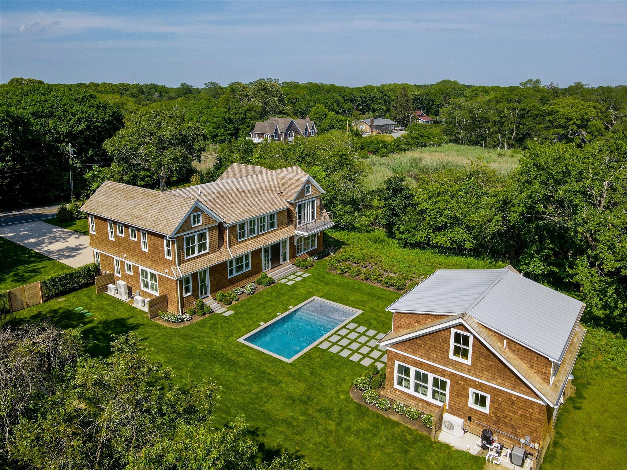 Single Family South  Suffolk County, NY 11977, MLS-882136-2