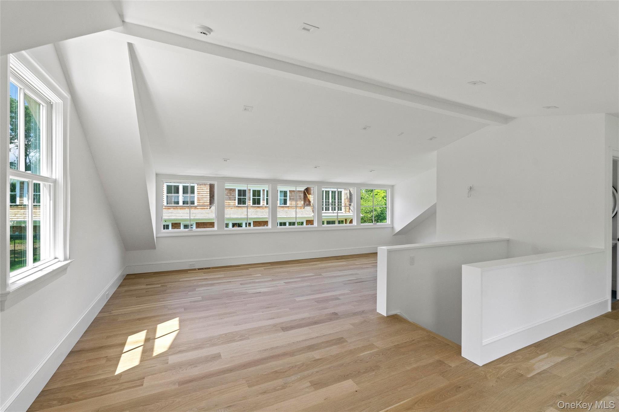 Single Family South Road Suffolk County, NY 11977, MLS-882136-35