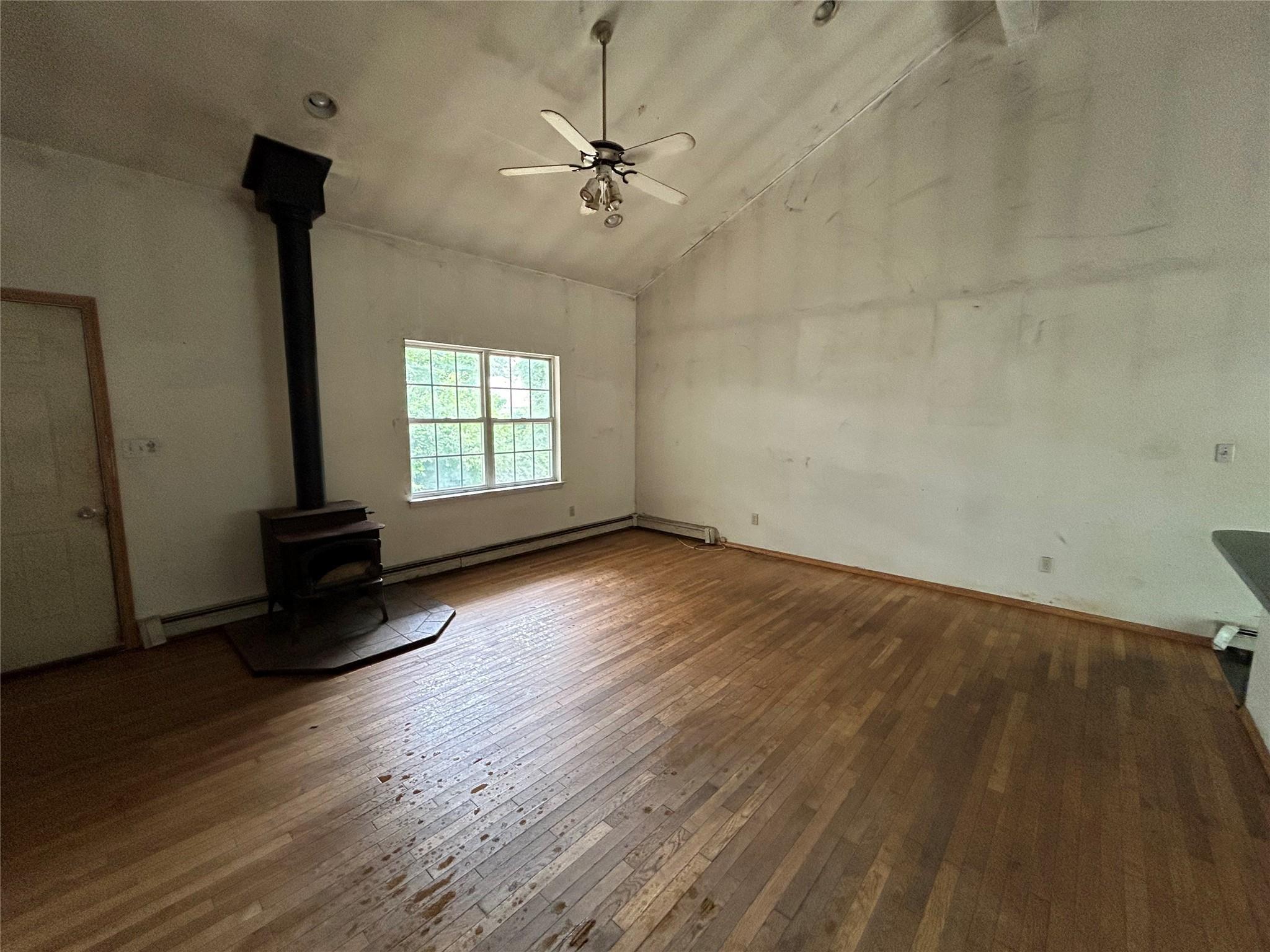 Single Family Locust  Suffolk County, NY 11778, MLS-882143-5