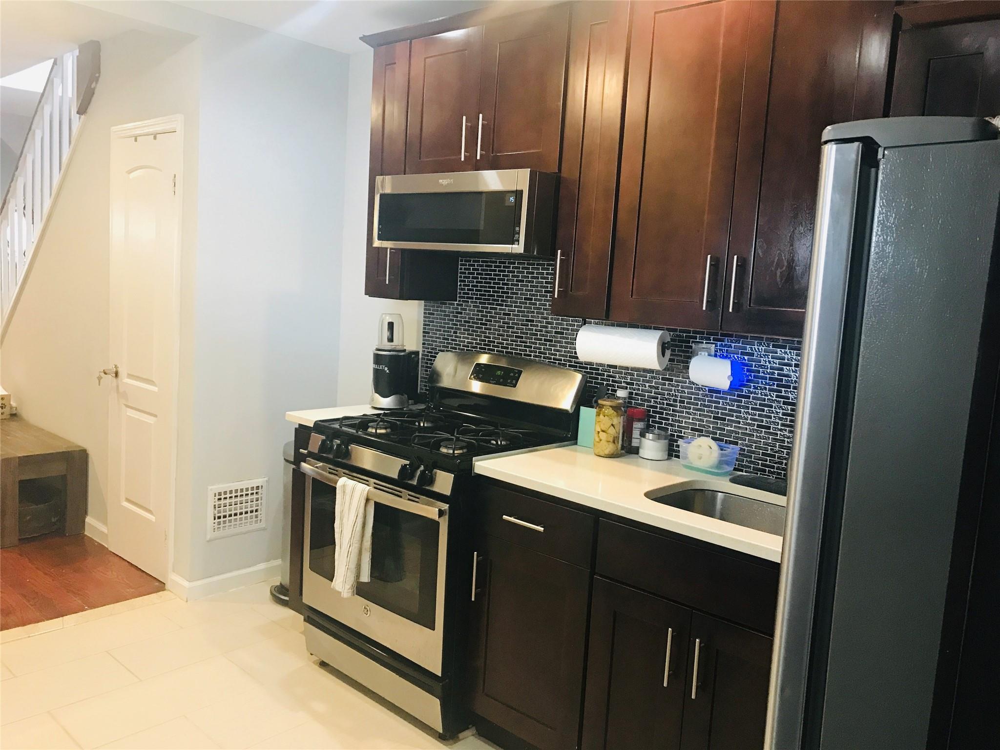 Single Family 77th  Queens, NY 11421, MLS-882148-4