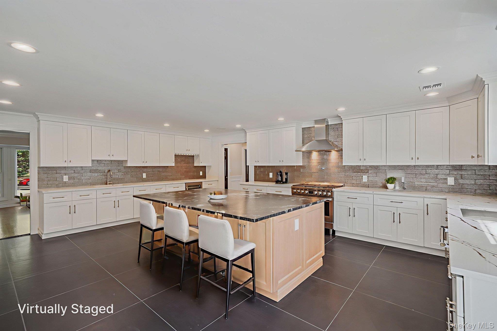 Single Family Quintree Suffolk County, NY 11747, MLS-882154-14