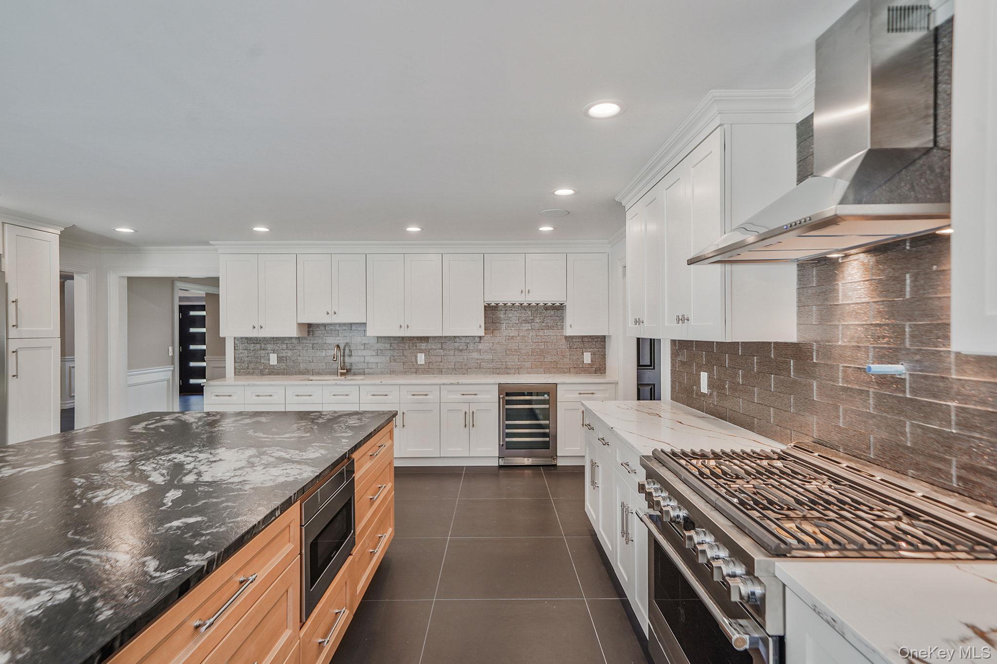 Single Family Quintree Suffolk County, NY 11747, MLS-882154-17