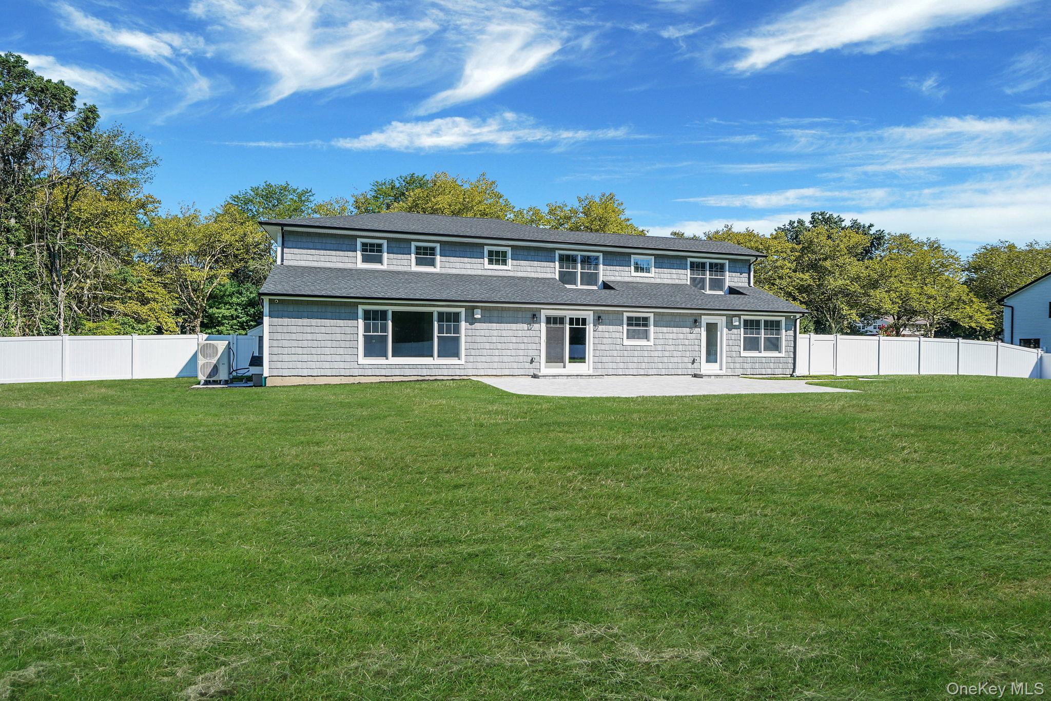 Single Family Quintree Suffolk County, NY 11747, MLS-882154-2