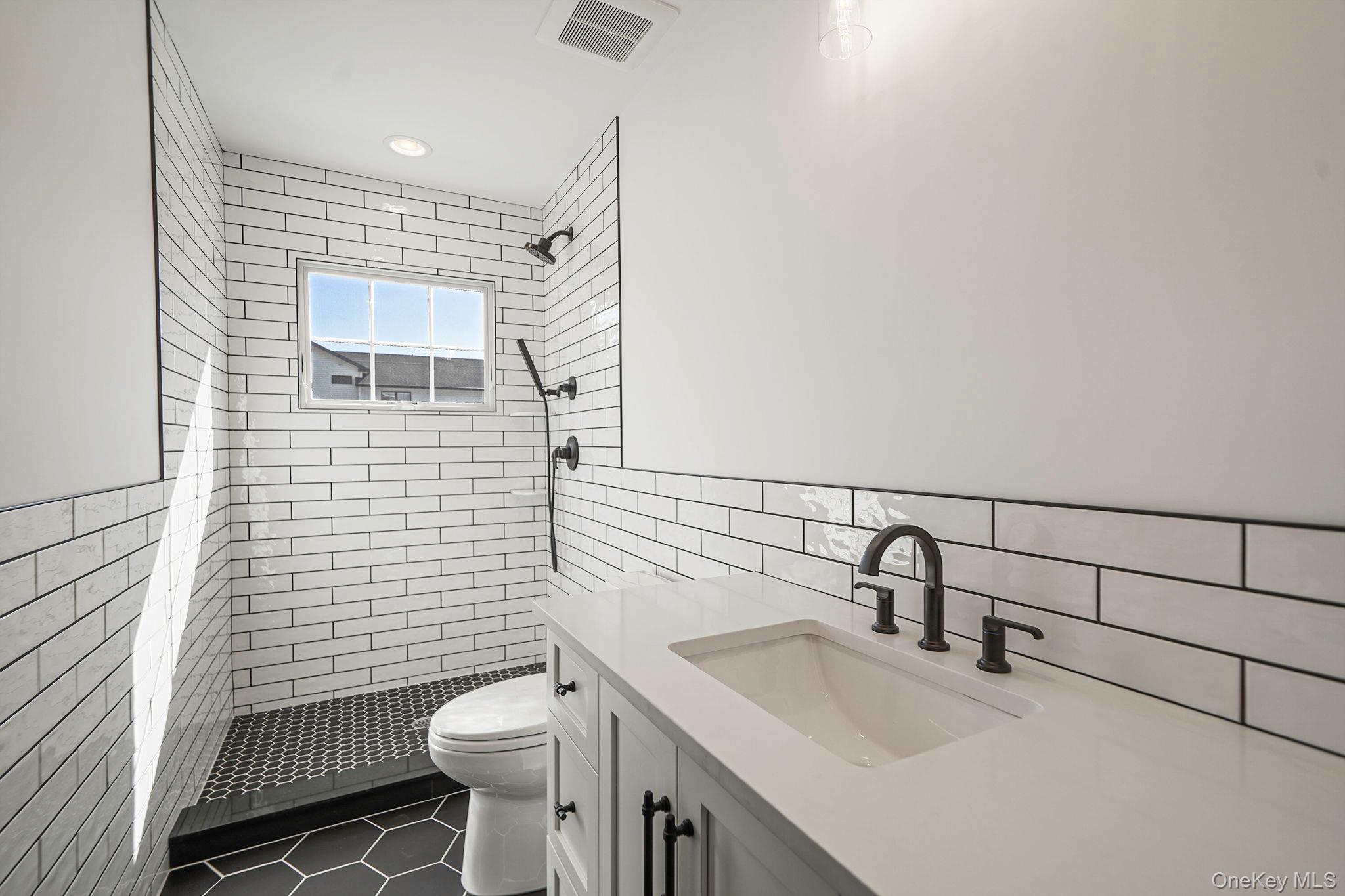 Single Family Quintree Suffolk County, NY 11747, MLS-882154-23