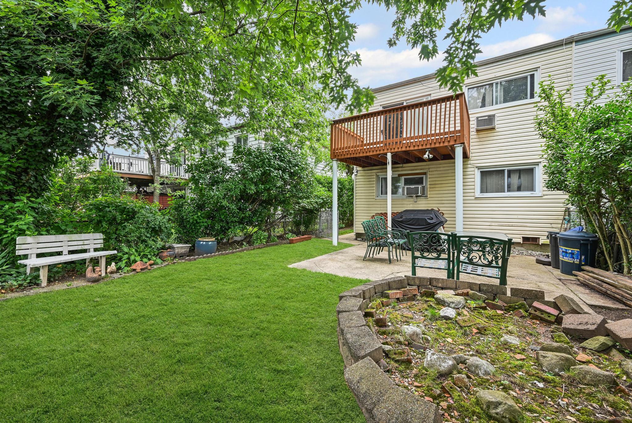 Single Family Weller  Queens, NY 11422, MLS-882156-2