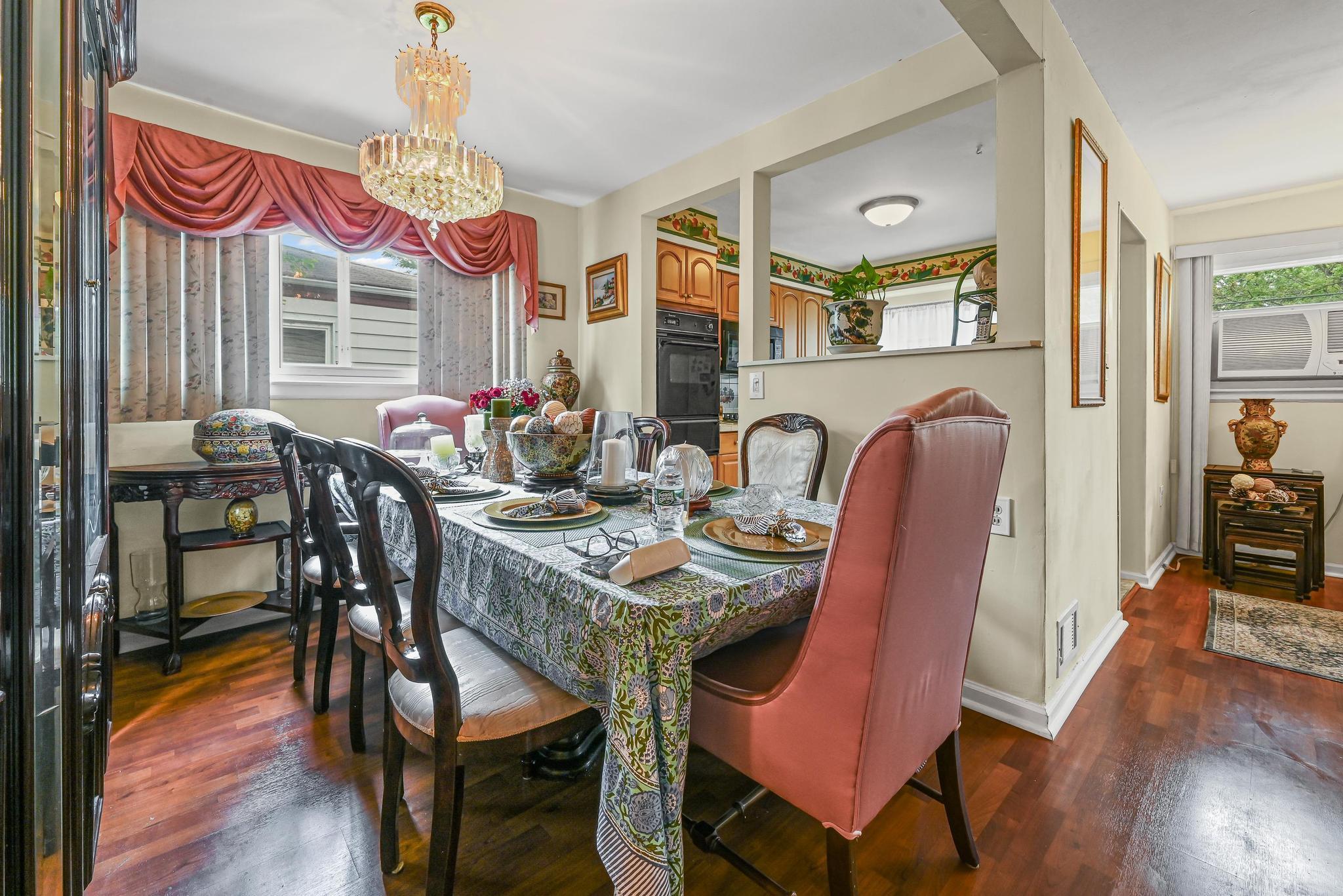 Single Family Weller  Queens, NY 11422, MLS-882156-4