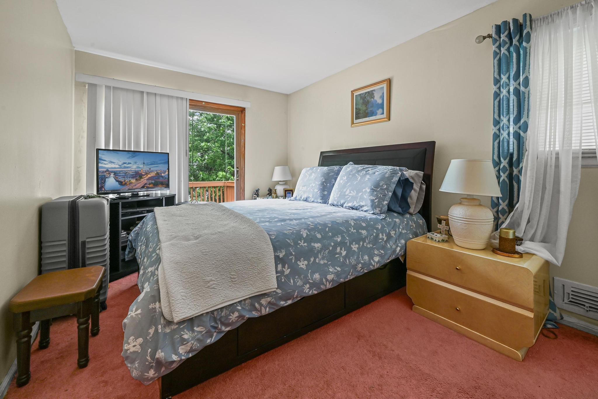 Single Family Weller  Queens, NY 11422, MLS-882156-8