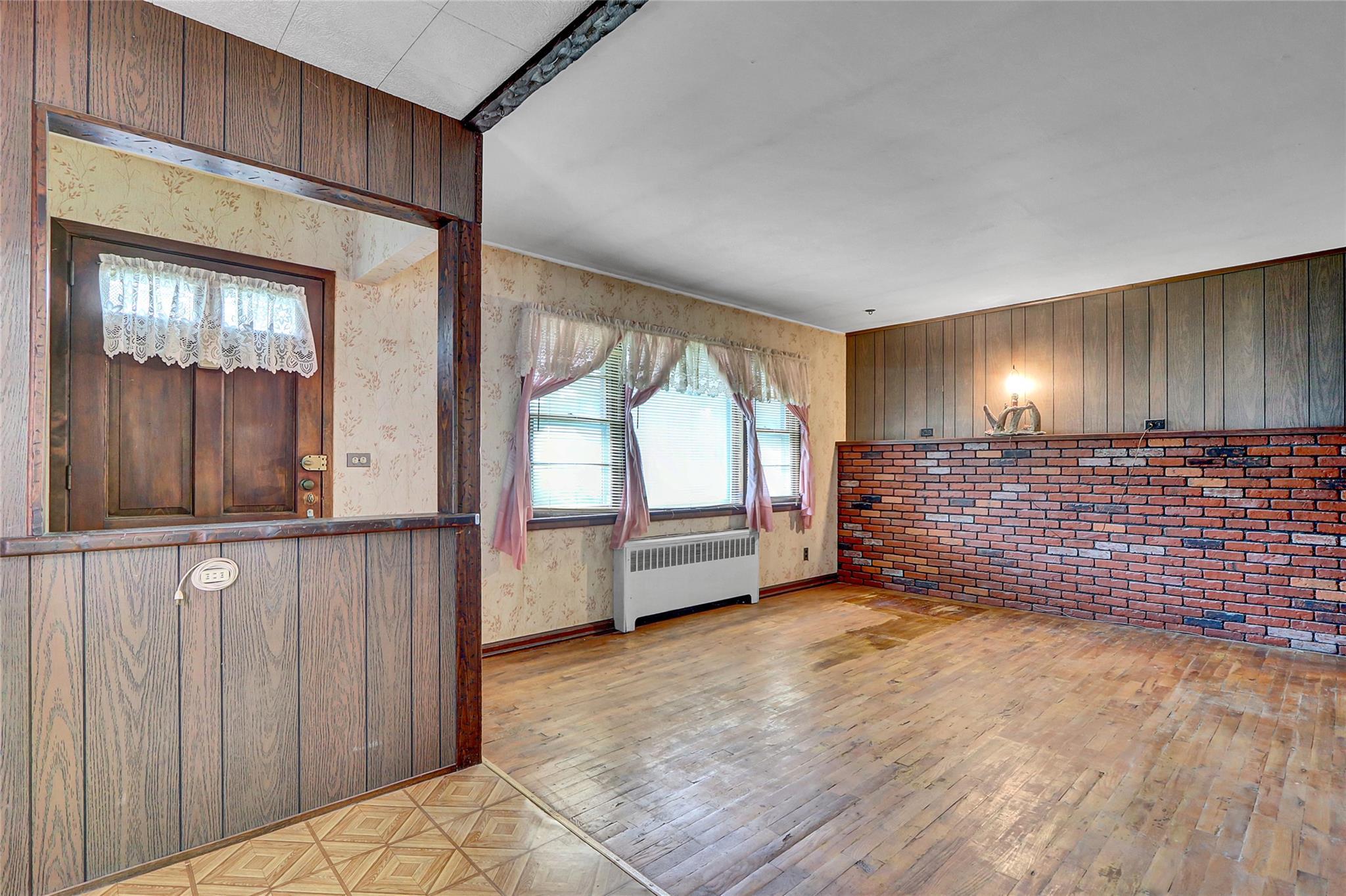 Single Family Nevada  Nassau County, NY 11801, MLS-882178-4