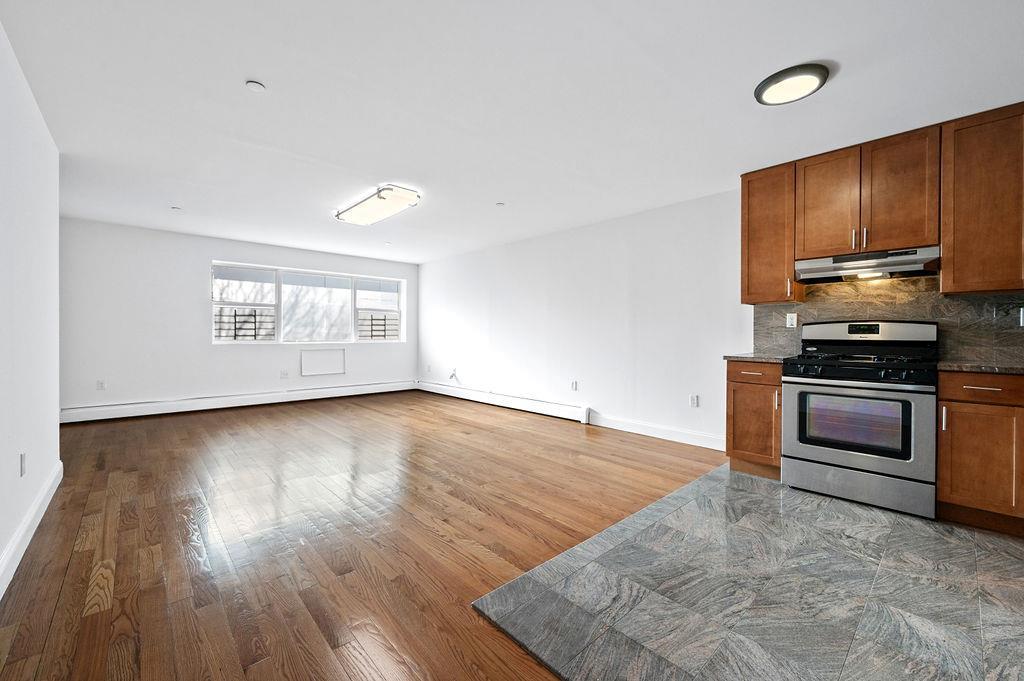 Single Family Sanford  Queens, NY 11358, MLS-882182-5