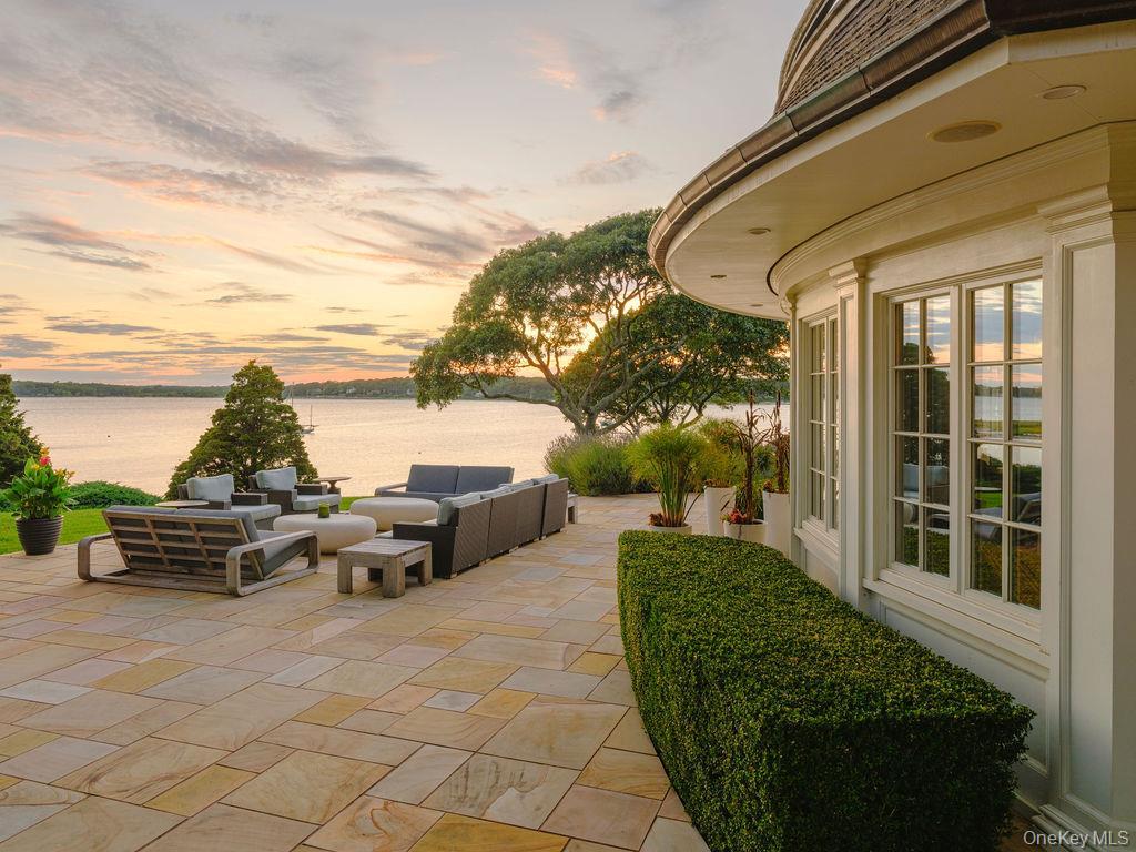 Single Family Cove Suffolk County, NY 11935, MLS-882187-10