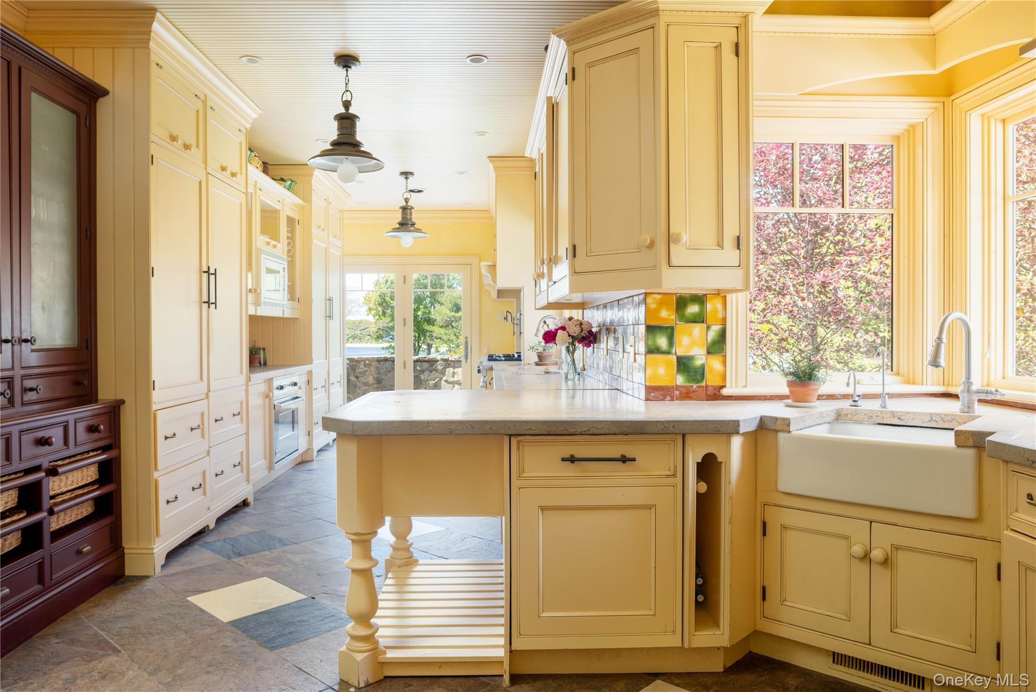 Single Family Cove Suffolk County, NY 11935, MLS-882187-28