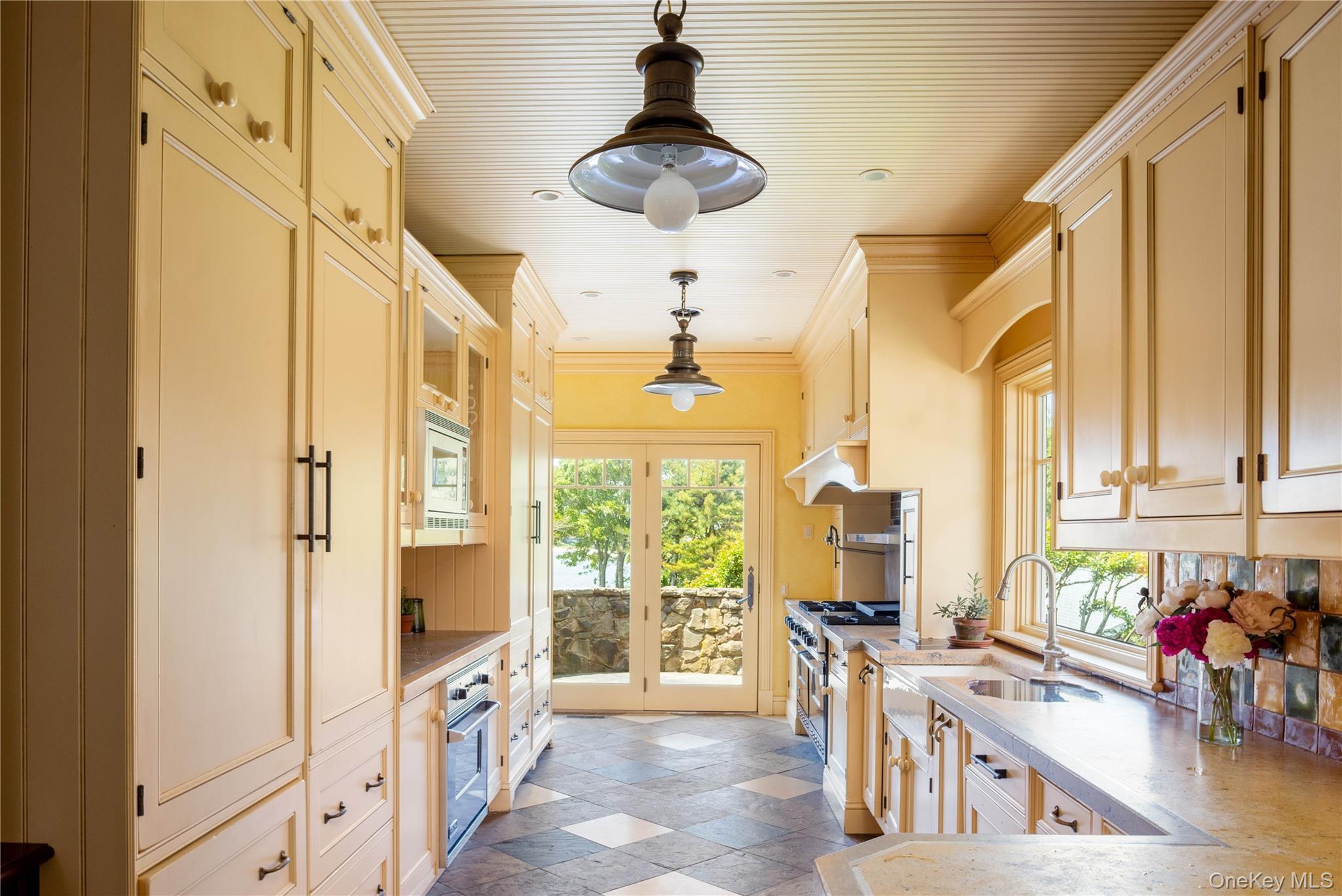 Single Family Cove Suffolk County, NY 11935, MLS-882187-29