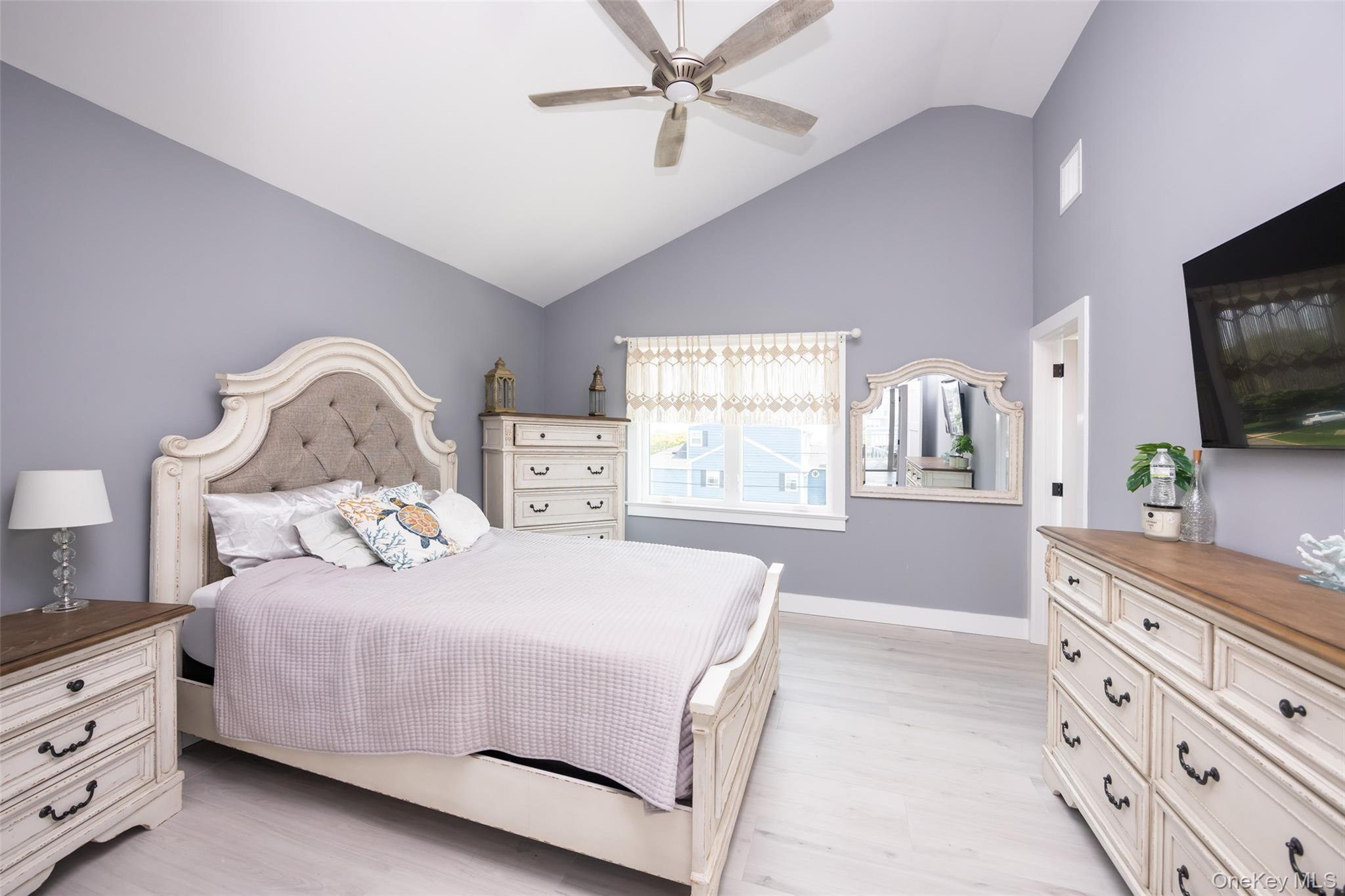 Single Family E Shore Road Suffolk County, NY 11757, MLS-882198-13