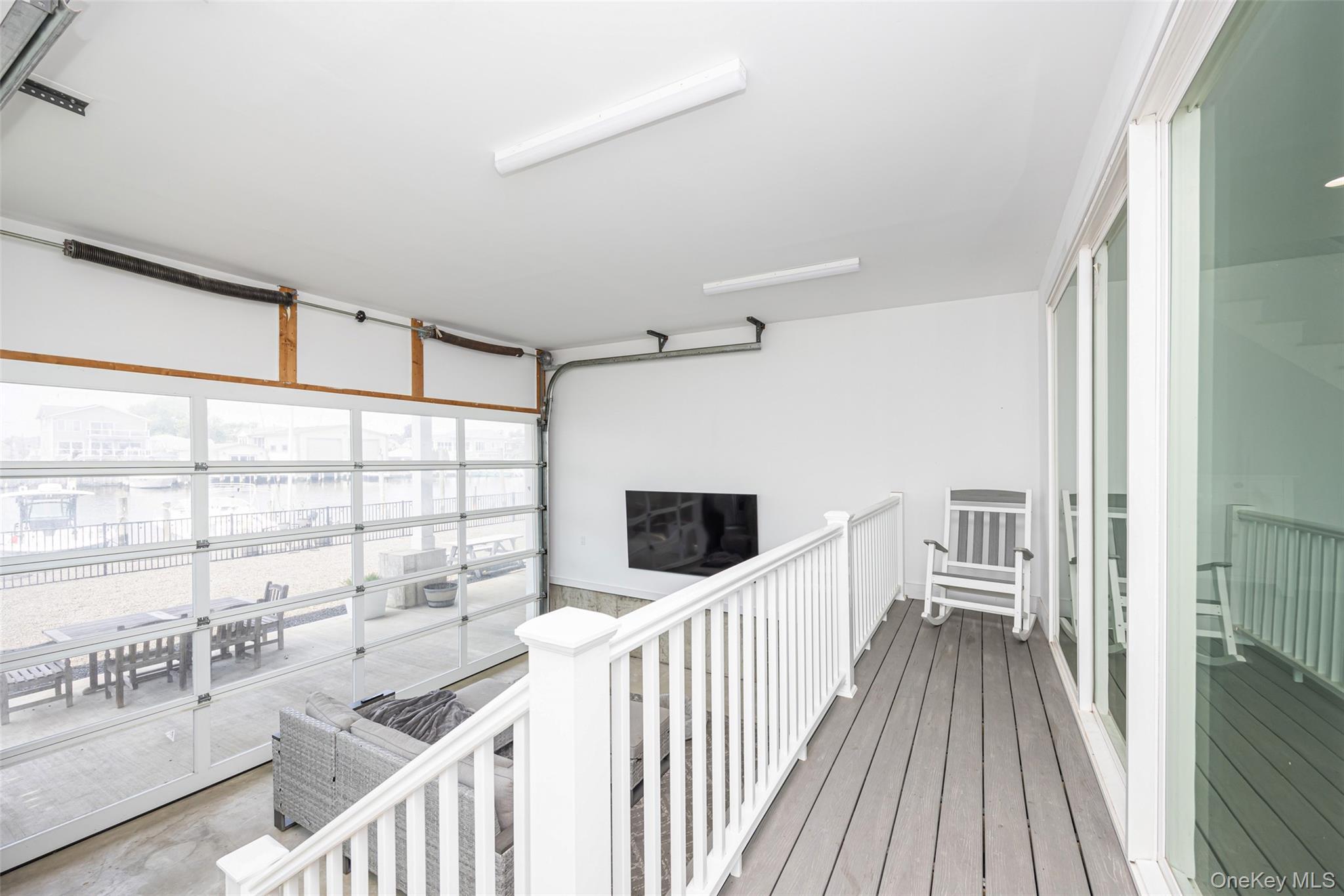 Single Family E Shore Road Suffolk County, NY 11757, MLS-882198-17