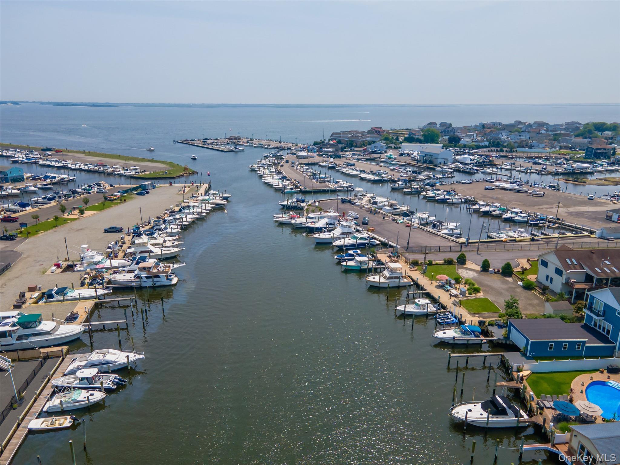 Single Family E Shore Road Suffolk County, NY 11757, MLS-882198-6