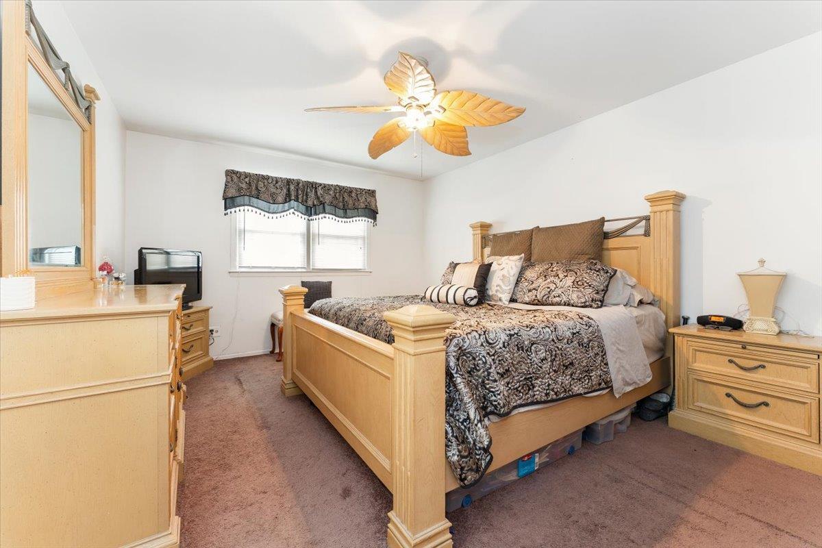 Single Family Stadium  Bronx, NY 10465, MLS-882202-11