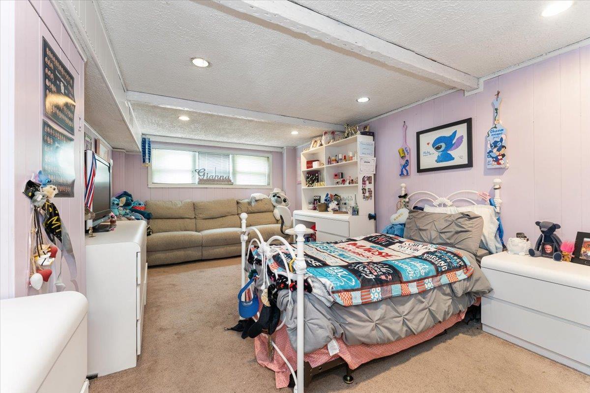 Single Family Stadium  Bronx, NY 10465, MLS-882202-15
