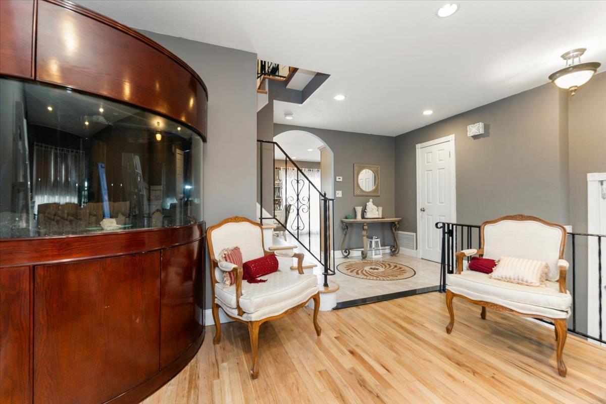 Single Family Stadium  Bronx, NY 10465, MLS-882202-5