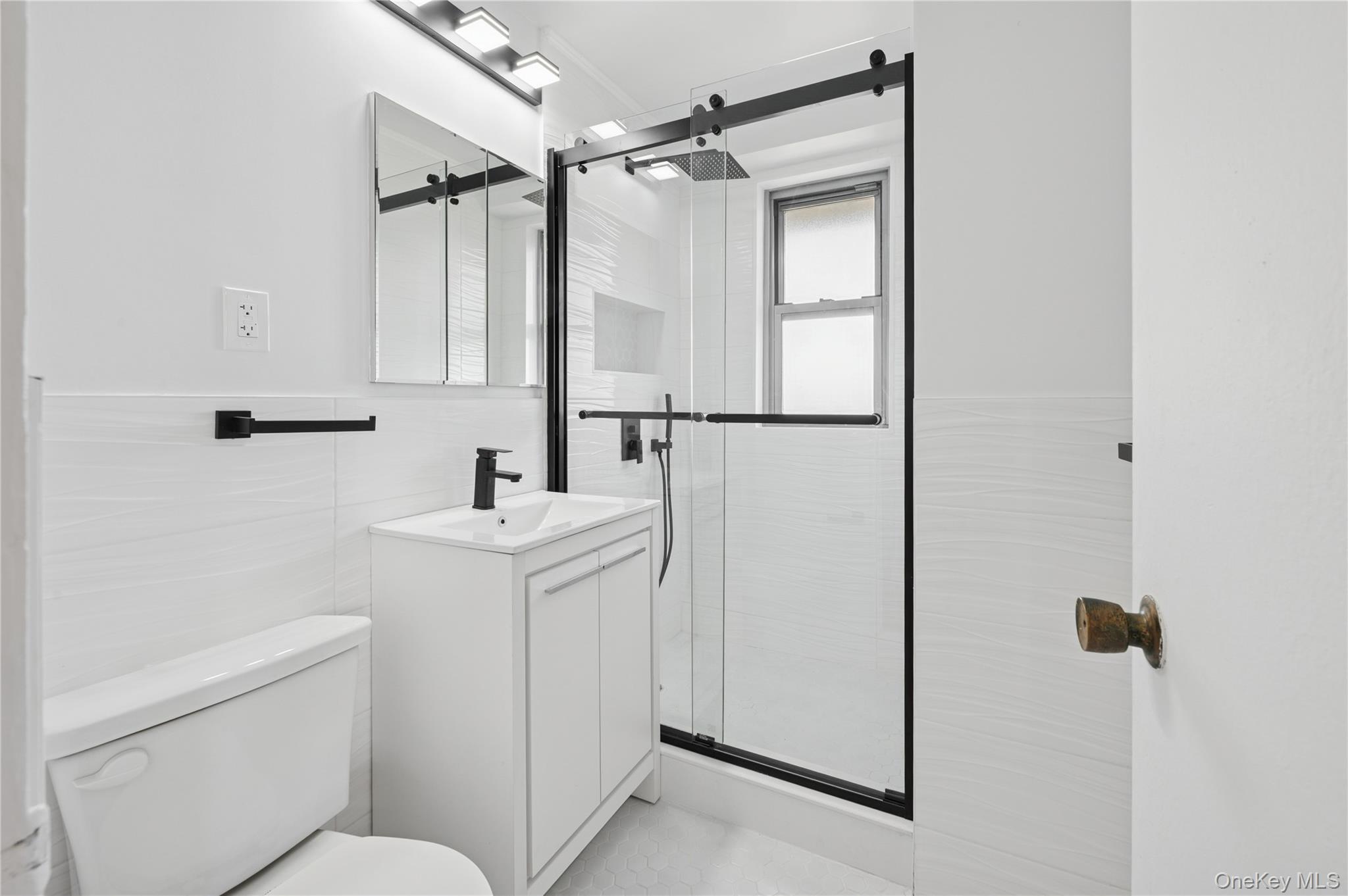 Coop Johnson  Bronx, NY 10463, MLS-882220-10