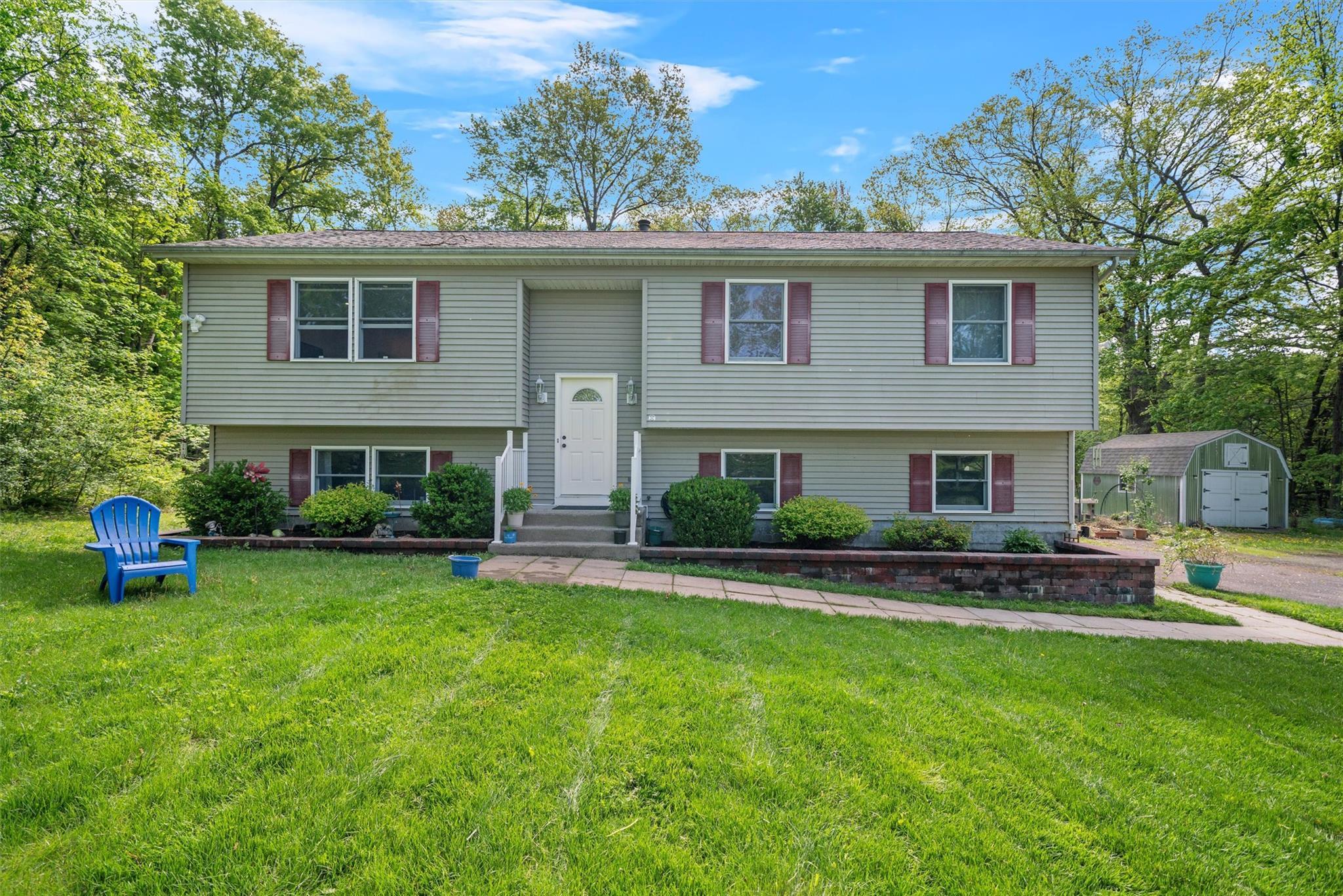 Single Family Twin Arch  Orange County, NY 12575, MLS-882224-3