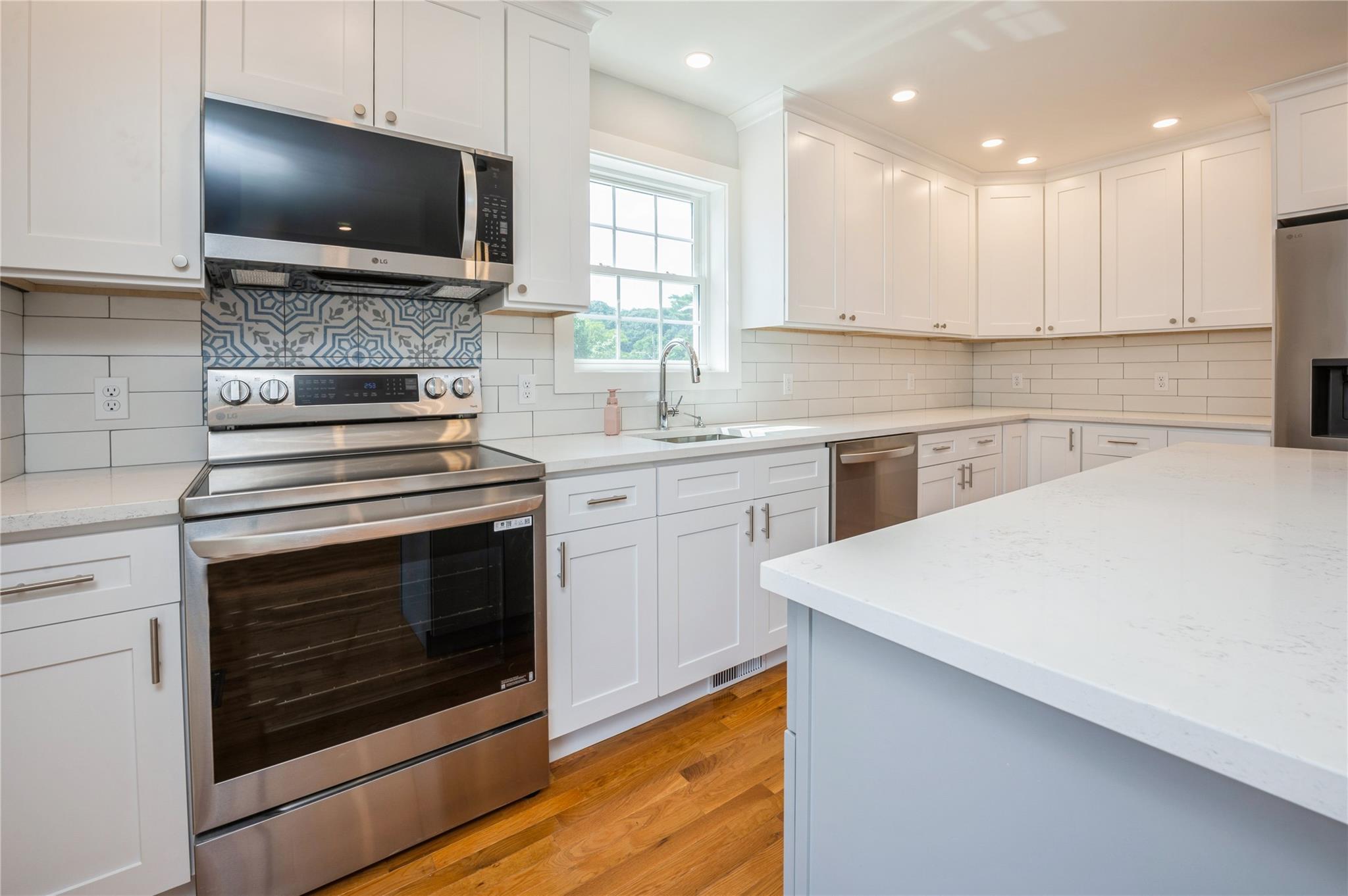 Single Family Clement Westchester County, NY 10710, MLS-882227-13