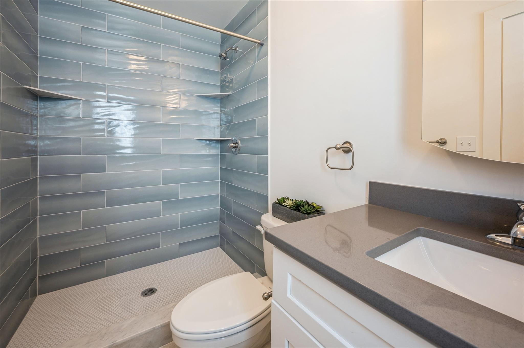 Single Family Clement Westchester County, NY 10710, MLS-882227-16