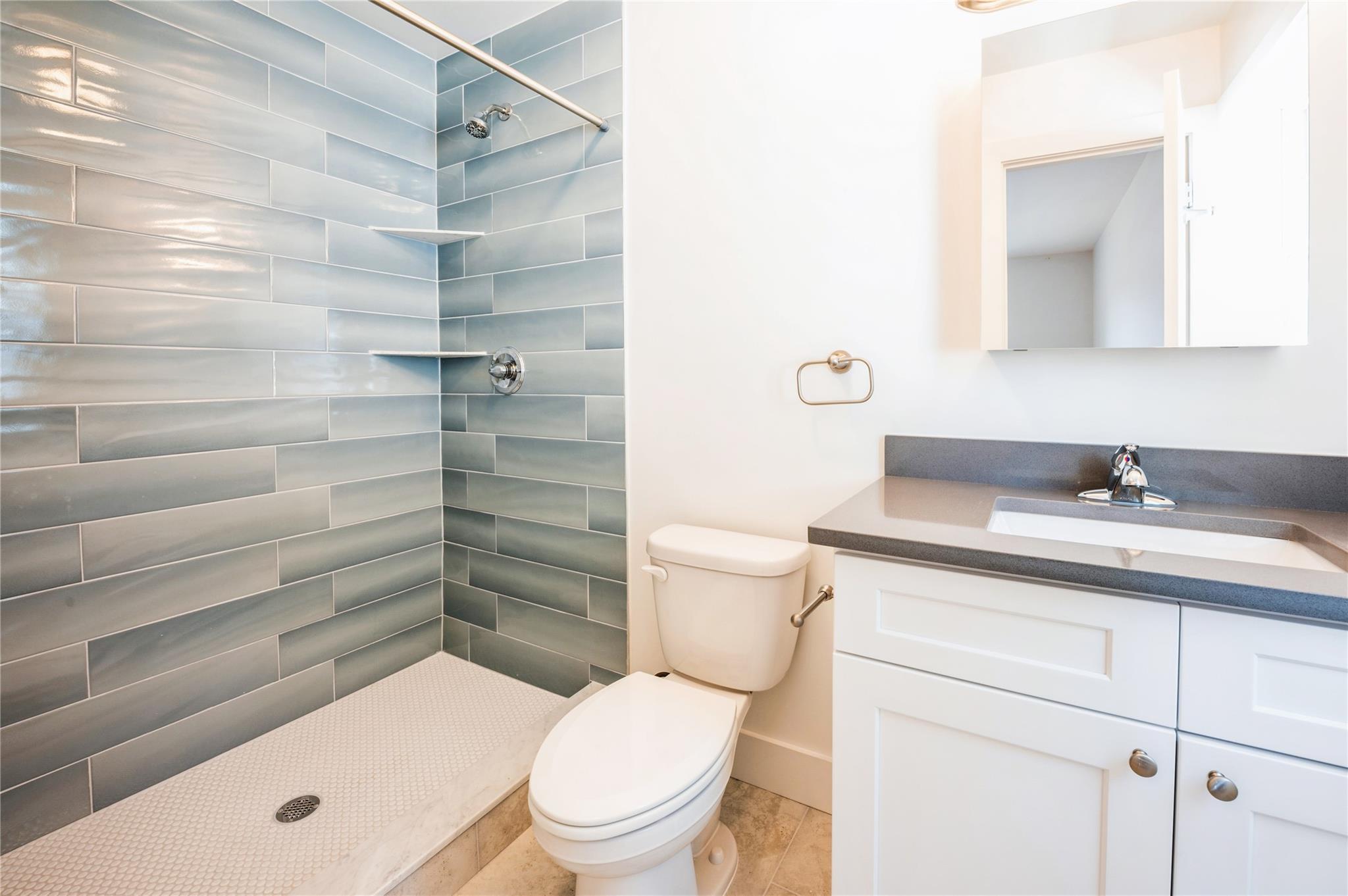 Single Family Clement Westchester County, NY 10710, MLS-882227-27