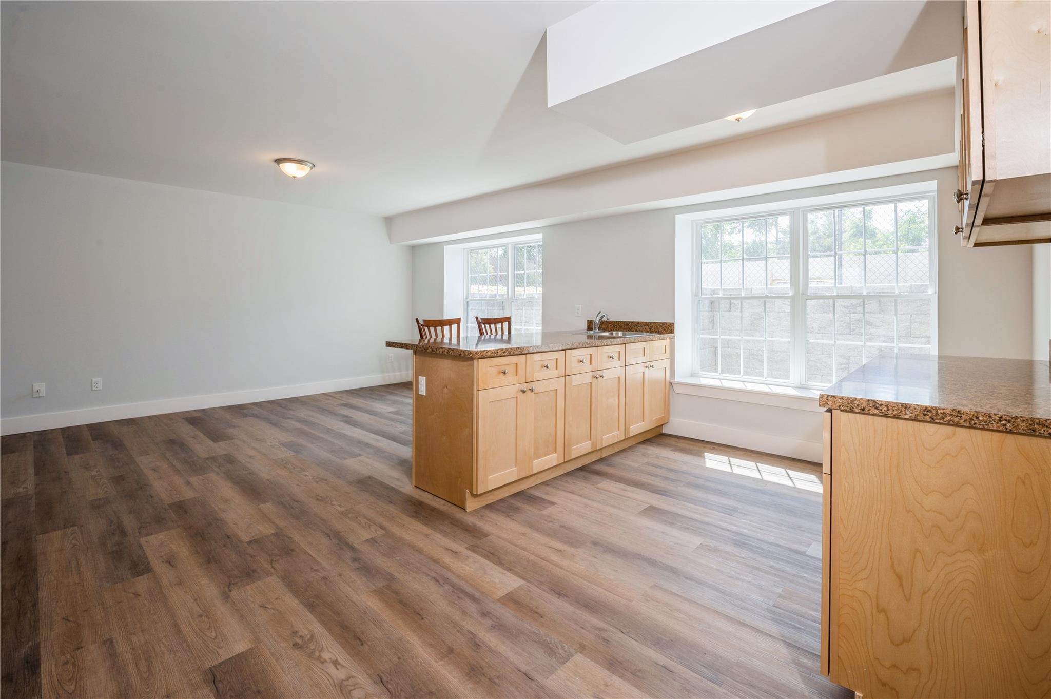 Single Family Clement Westchester County, NY 10710, MLS-882227-31