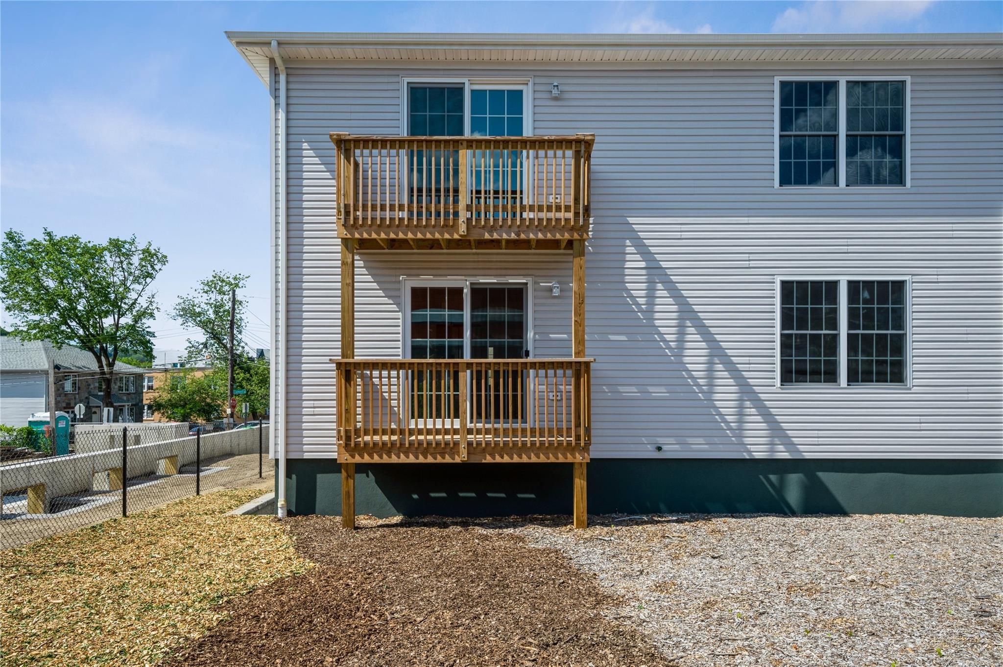 Single Family Clement Westchester County, NY 10710, MLS-882227-36