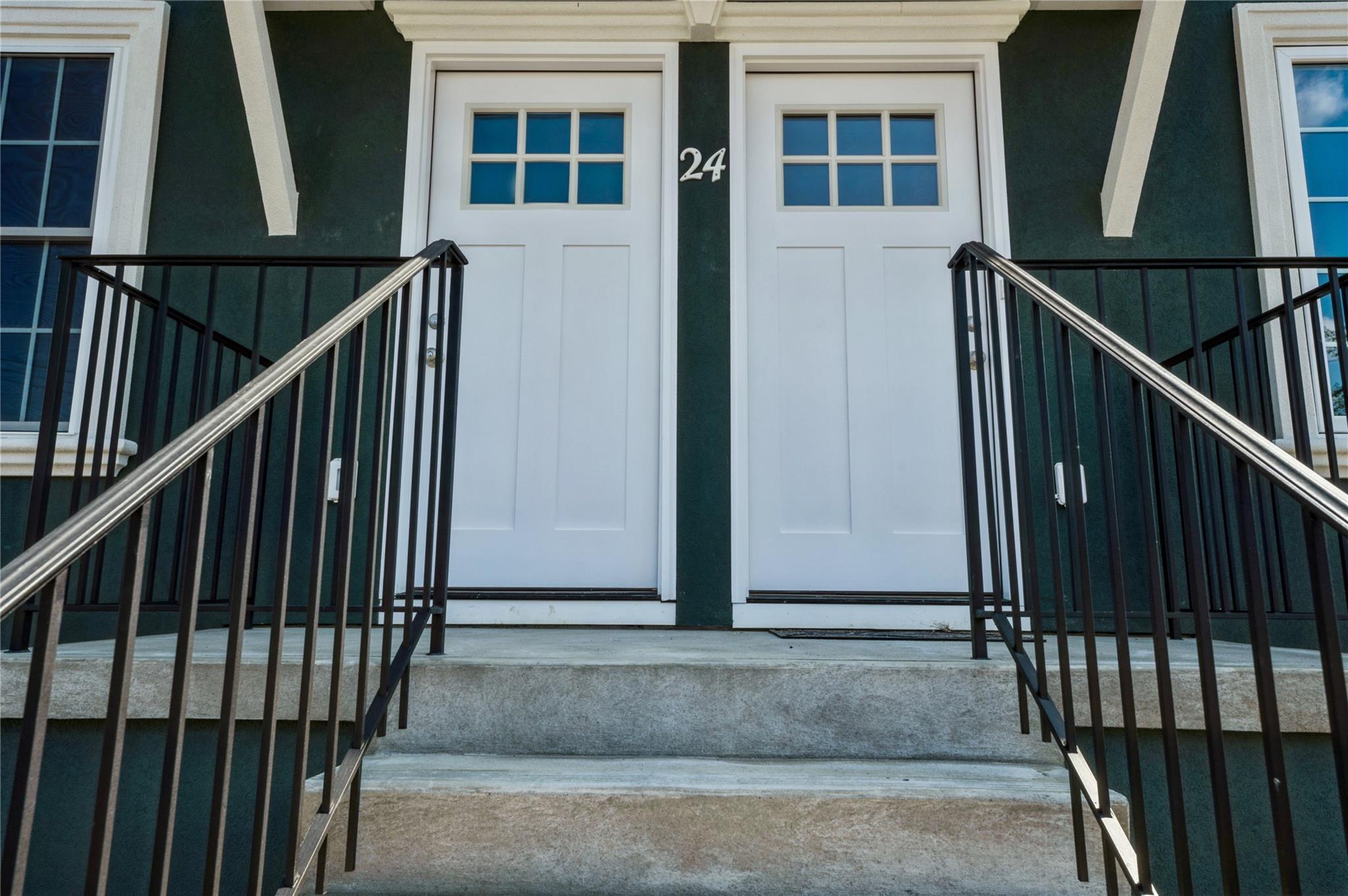 Single Family Clement Westchester County, NY 10710, MLS-882227-4