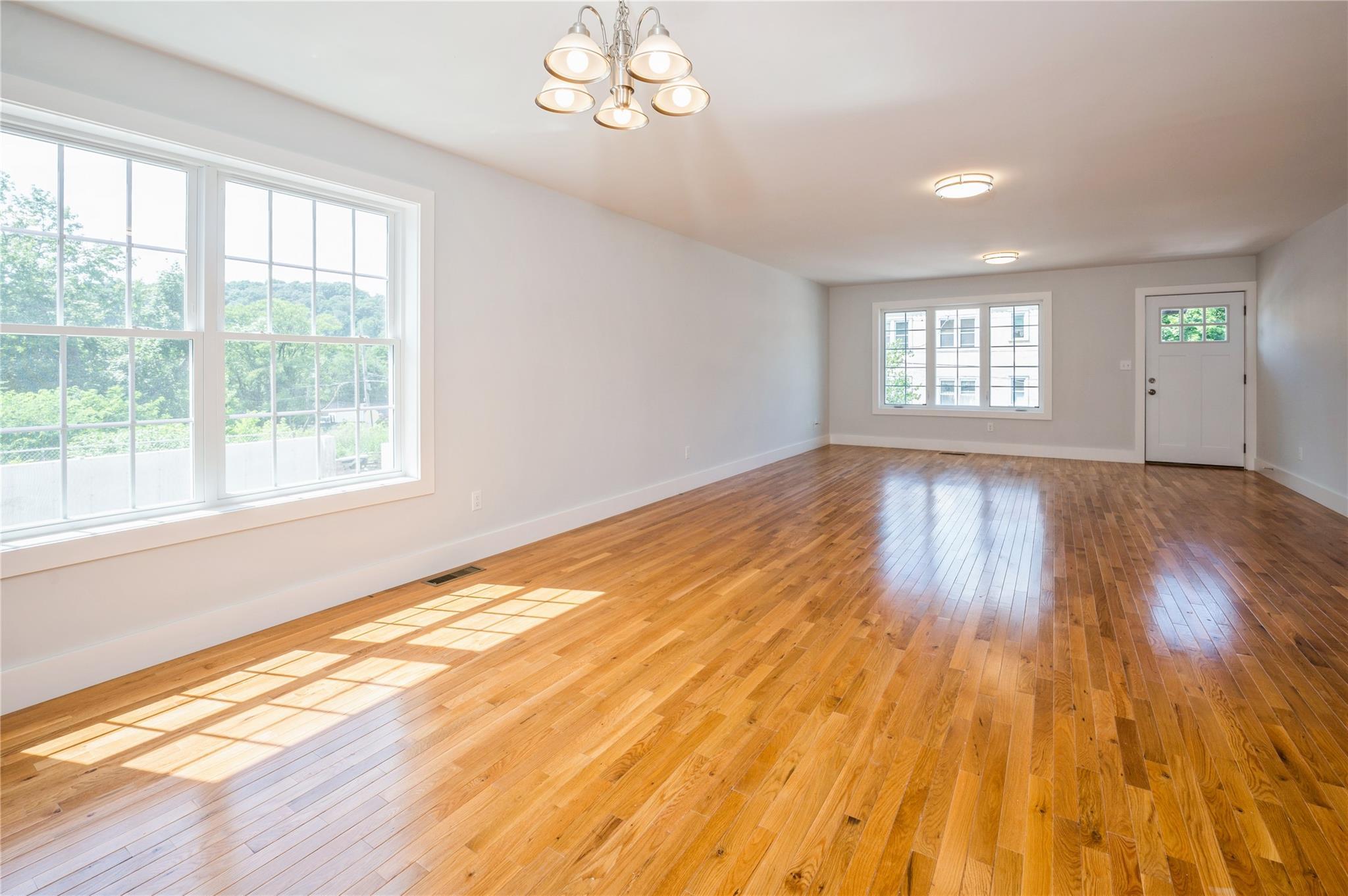 Single Family Clement Westchester County, NY 10710, MLS-882227-8