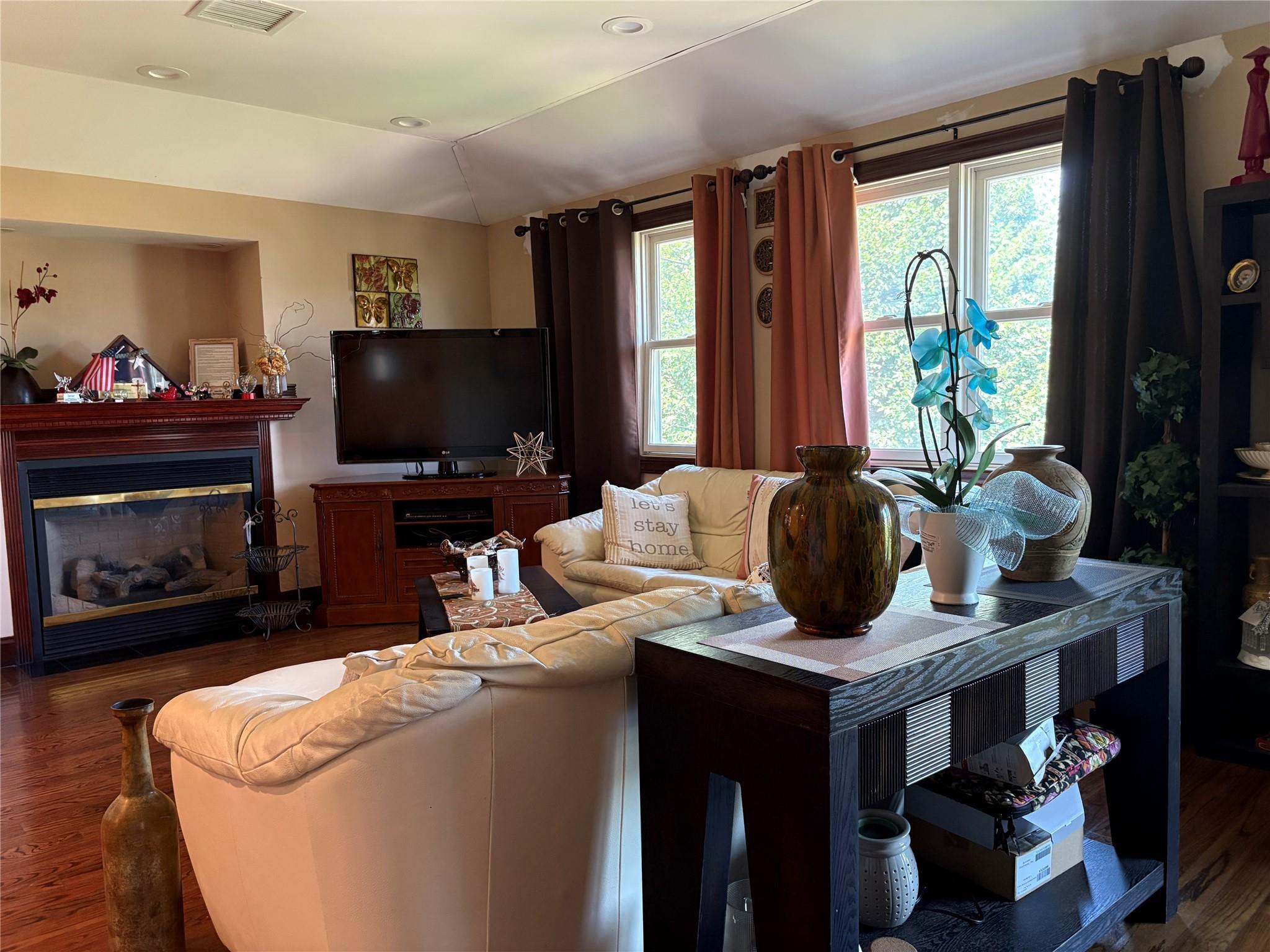 Single Family 217th  Queens, NY 11361, MLS-882232-2