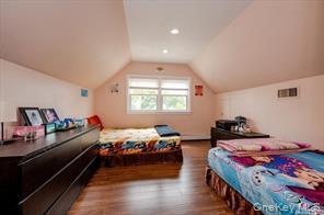 Single Family 82 Queens, NY 11426, MLS-882272-11