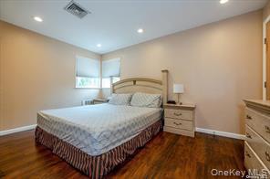 Single Family 82 Queens, NY 11426, MLS-882272-8